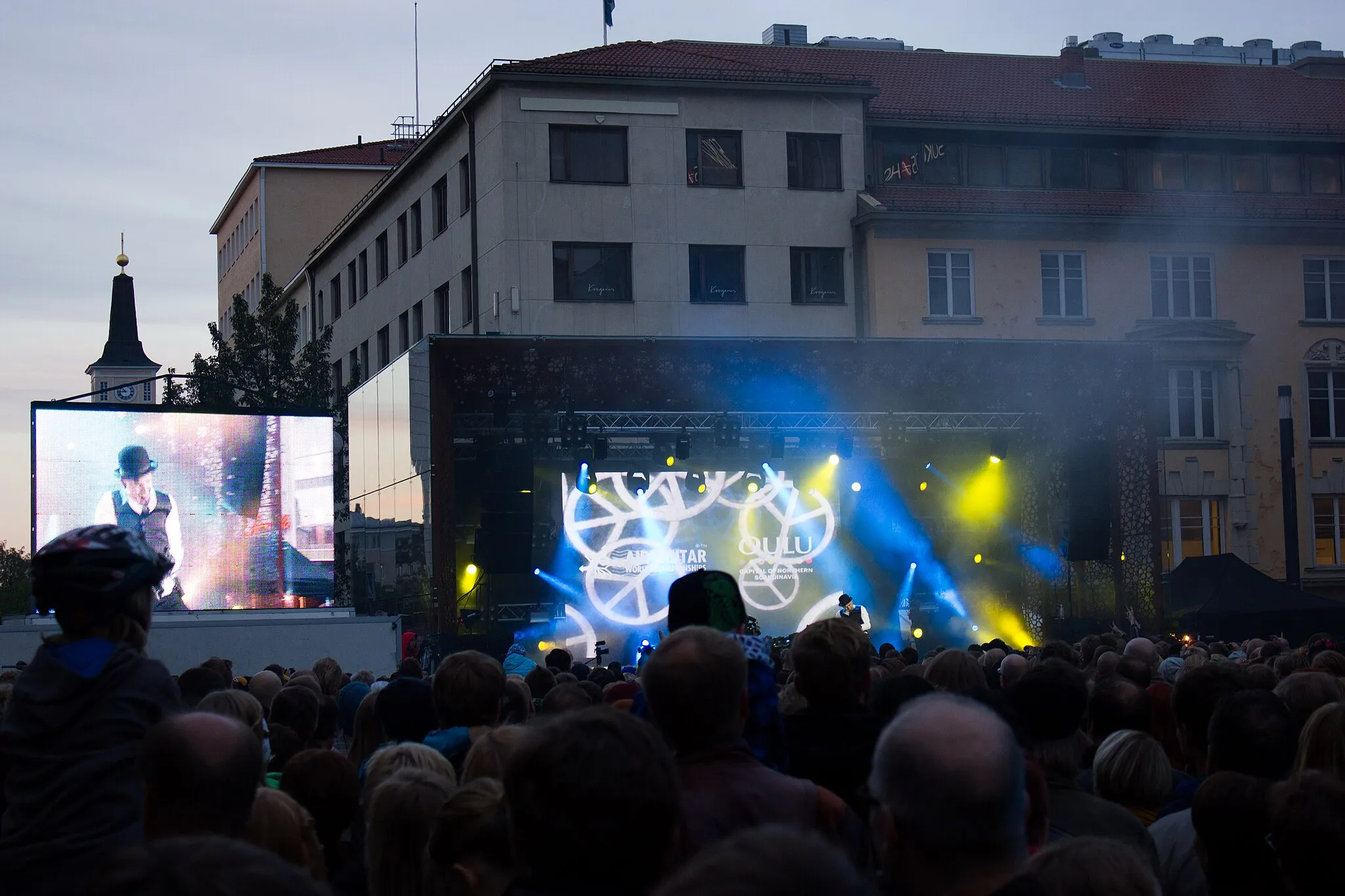 Photo showing: Air Guitar World Championship 2012, Annual event of Oulu since 1996