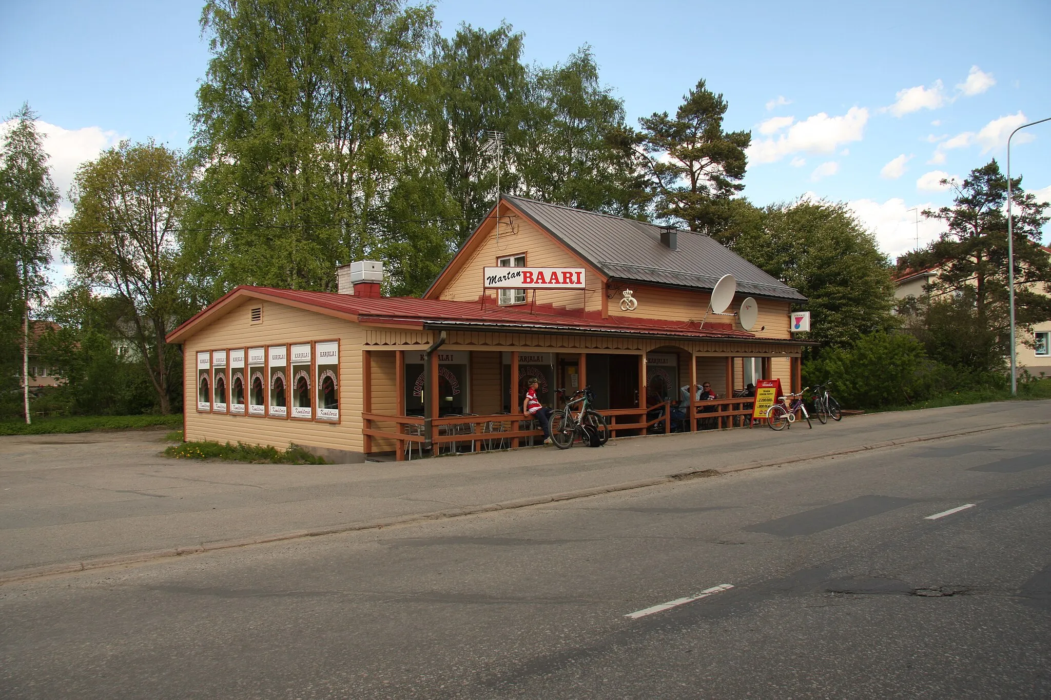 Photo showing: Martan Baari cafe/bar in Ristiina, Finland.