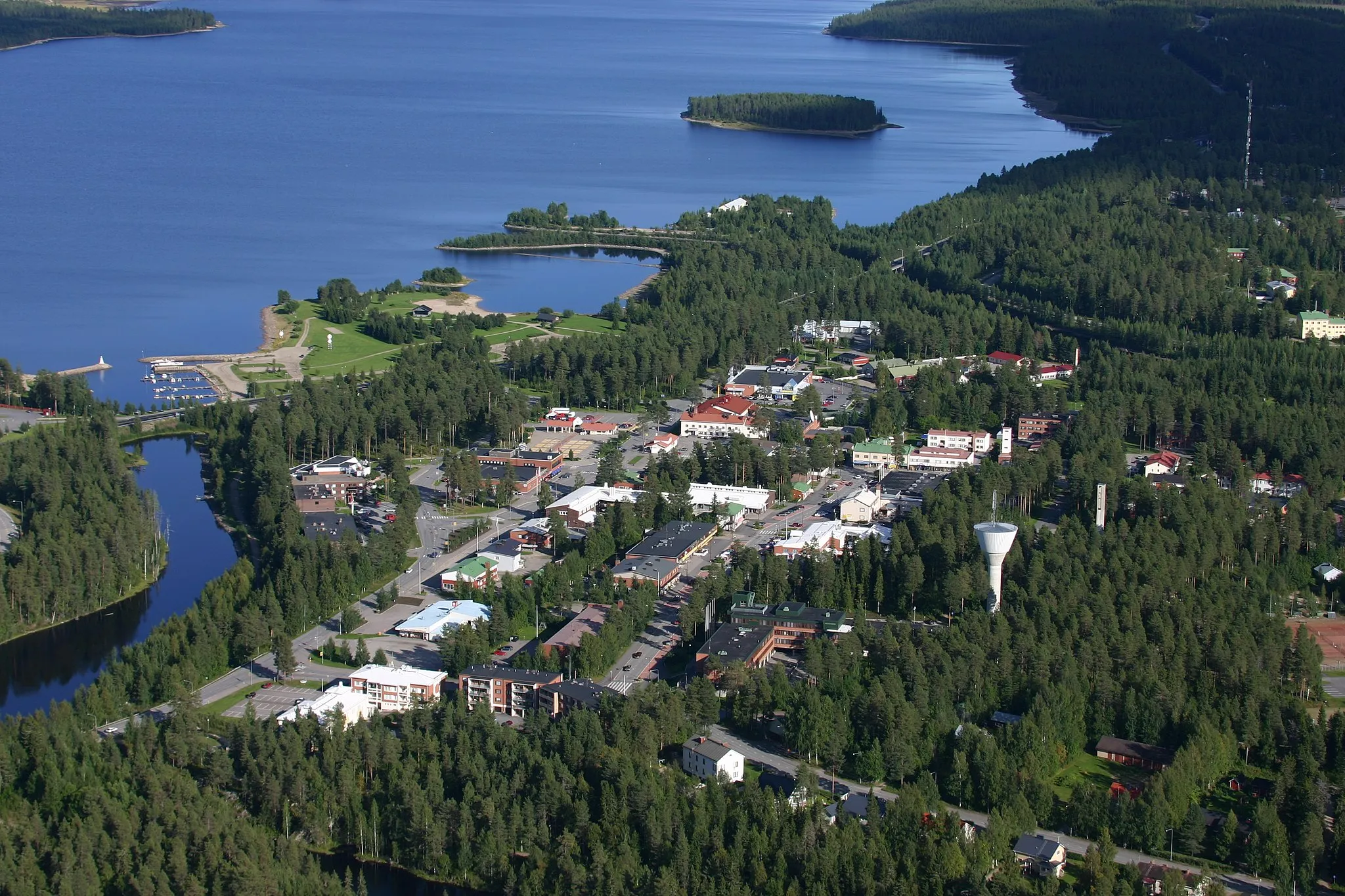 Photo showing: Ilmakuva Suomussalmen keskustasta