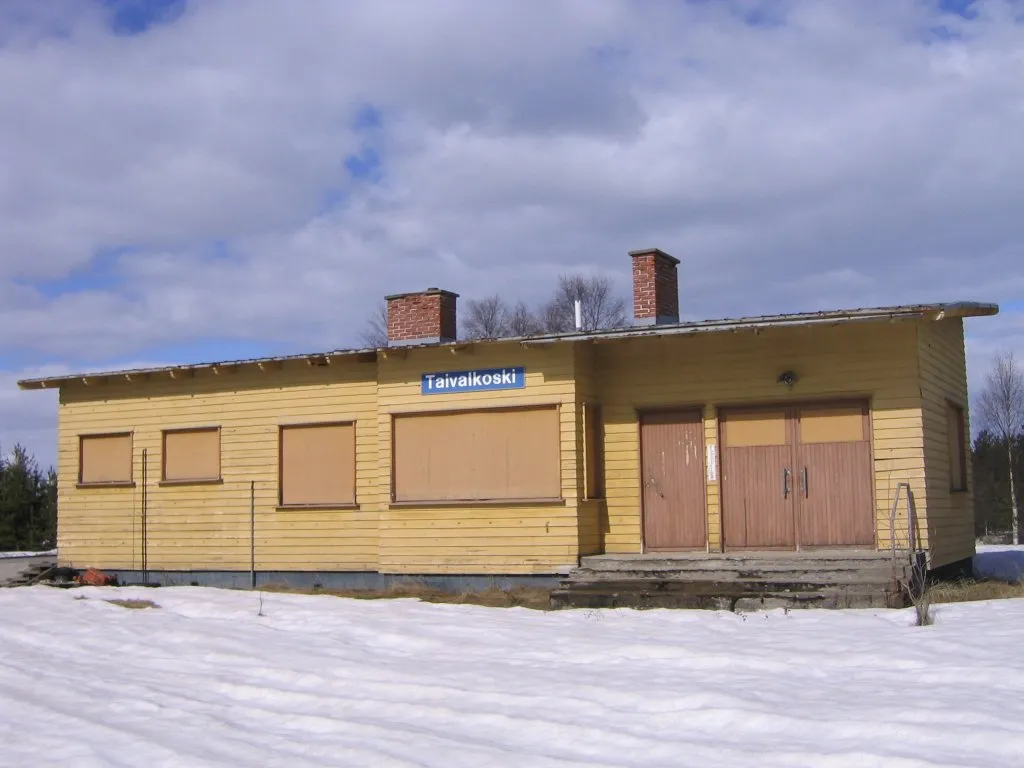 Photo showing: Taivalkoski defunct railway station in Finland