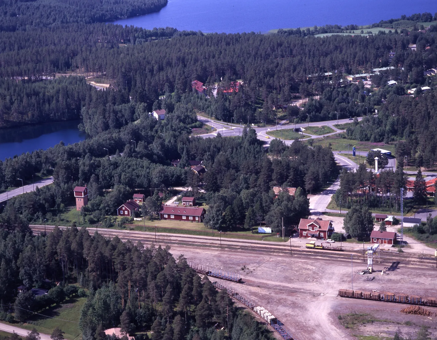 Photo showing: Aerial photograph of Vuokatti in 1997.