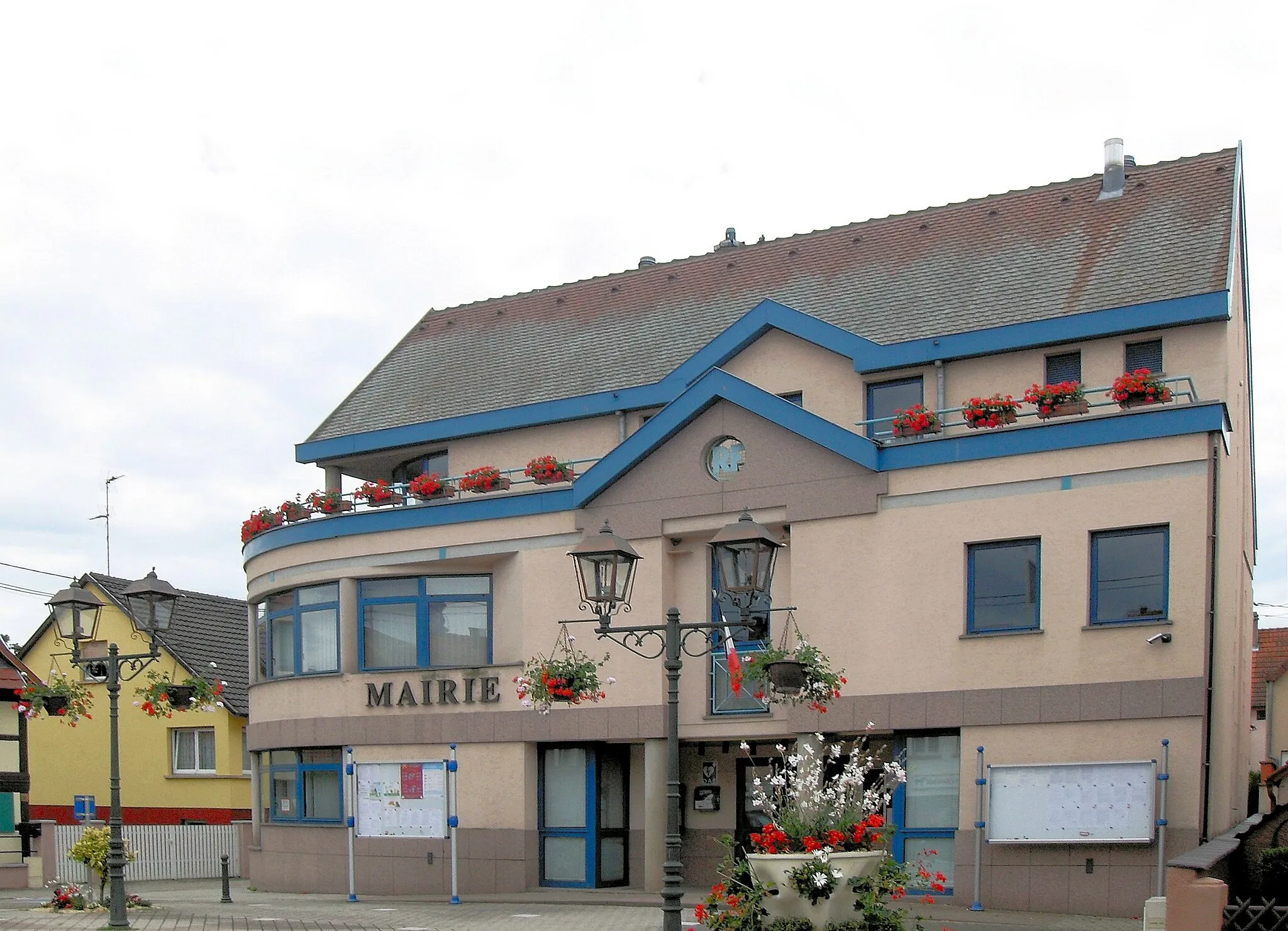 Photo showing: La mairie d'Achenheim