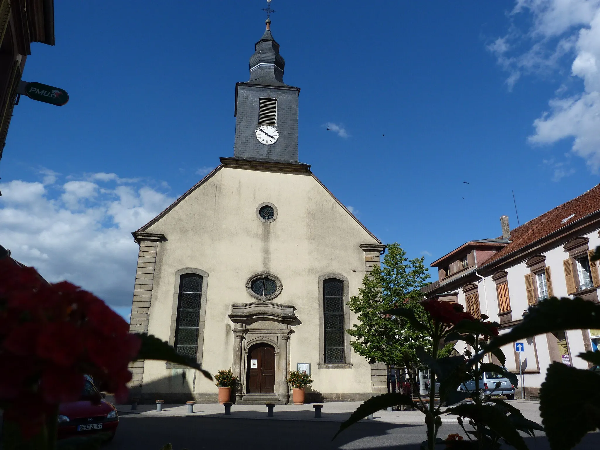 Photo showing: This building is indexed in the base Mérimée, a database of architectural heritage maintained by the French Ministry of Culture, under the references PA00084694 and IA67000703 .