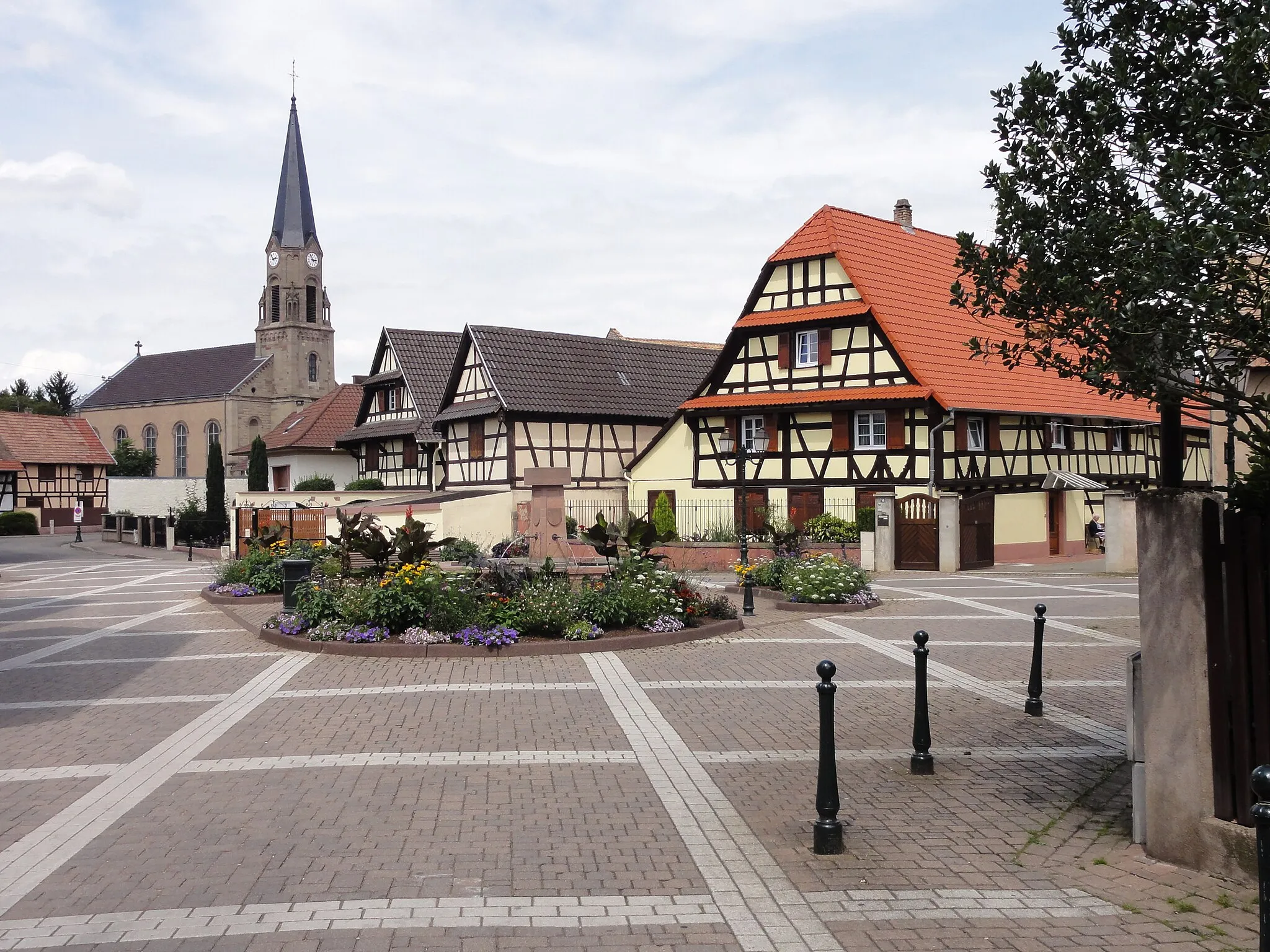 Photo showing: This building is indexed in the base Mérimée, a database of architectural heritage maintained by the French Ministry of Culture, under the reference IA67007166 .