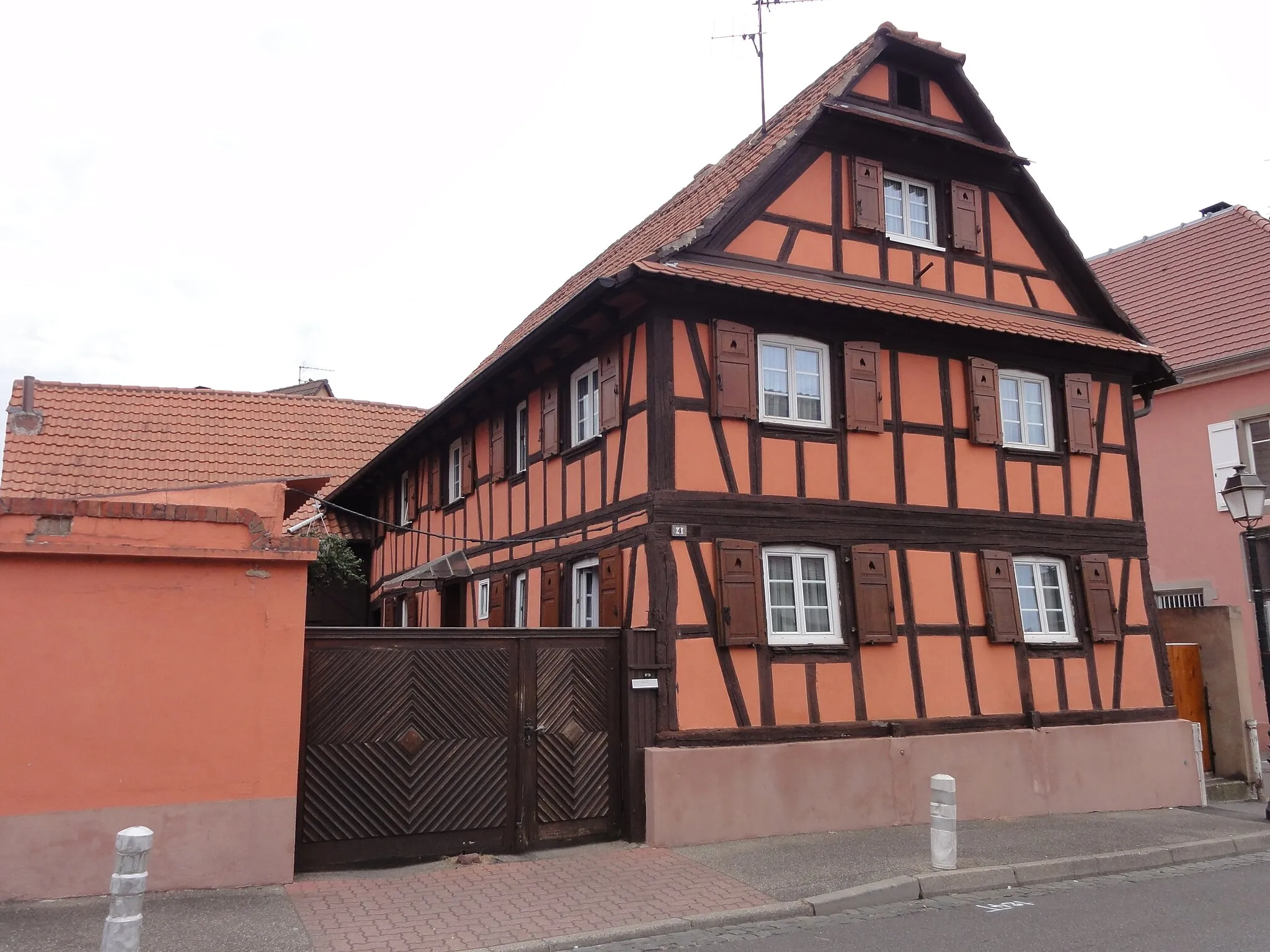 Photo showing: This building is indexed in the base Mérimée, a database of architectural heritage maintained by the French Ministry of Culture, under the reference IA67007156 .