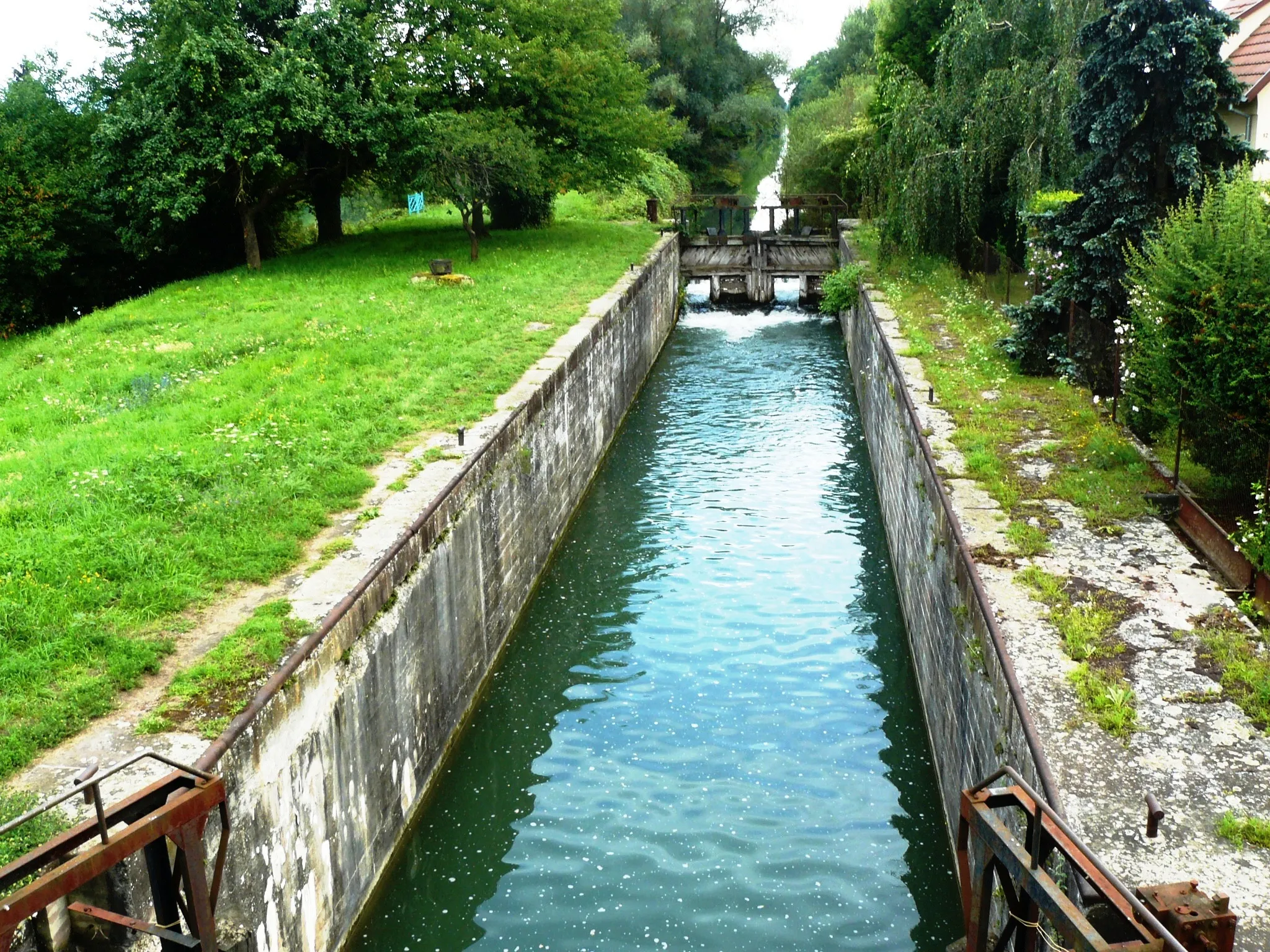 Photo showing: Canal du Rhône au Rhin