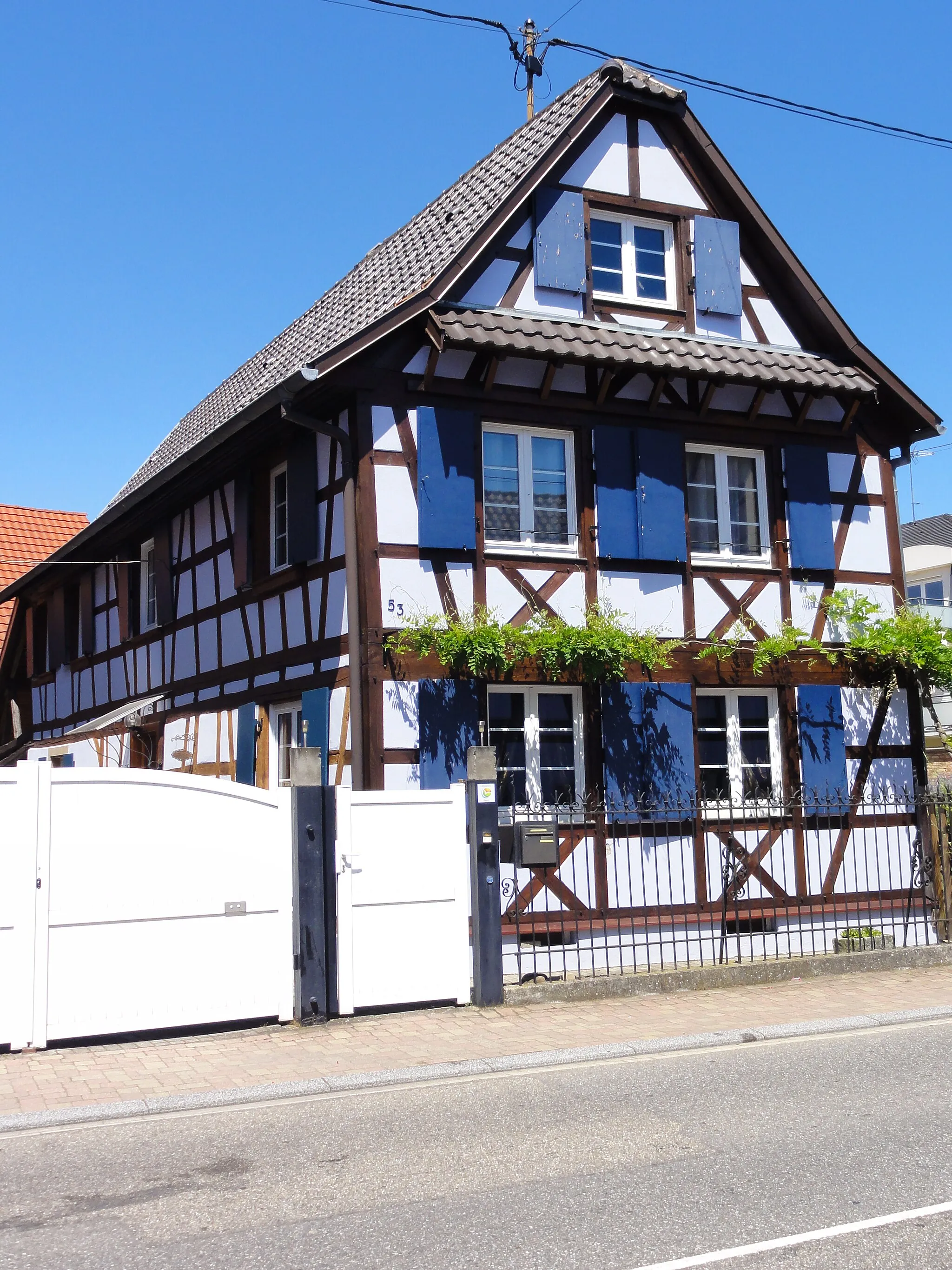 Photo showing: Alsace, Bas-Rhin, Mittelhausbergen, Ferme, 53 rue Principale.