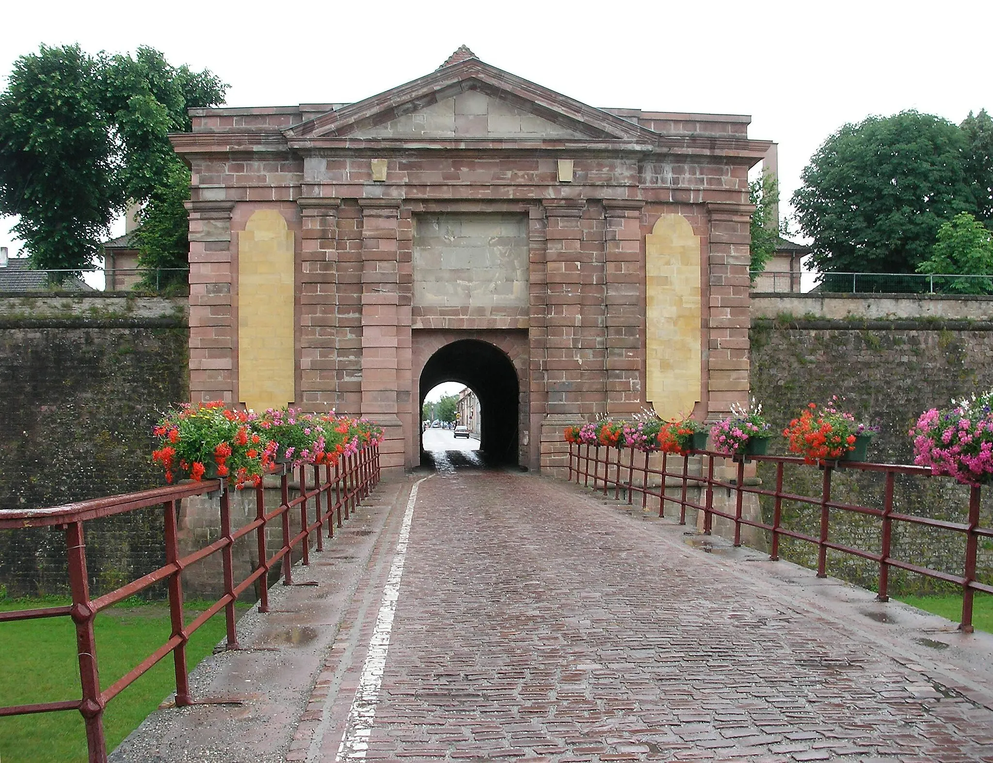 Photo showing: Porte de Colmar, Neuf-Brisach (Haut-Rhin, France).