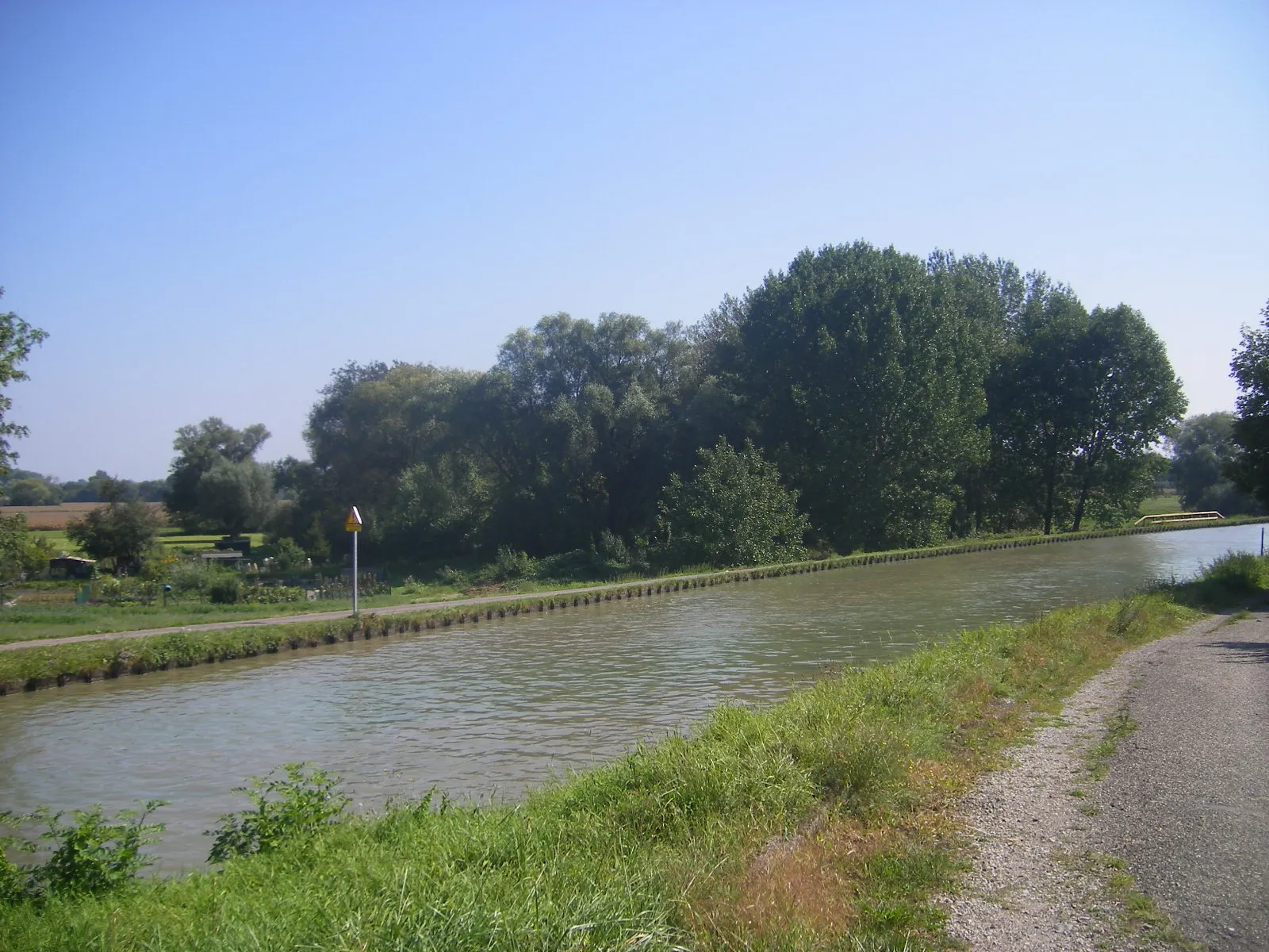 Photo showing: Marne-Rhine Canal between Reichstett and Souffelweyersheim