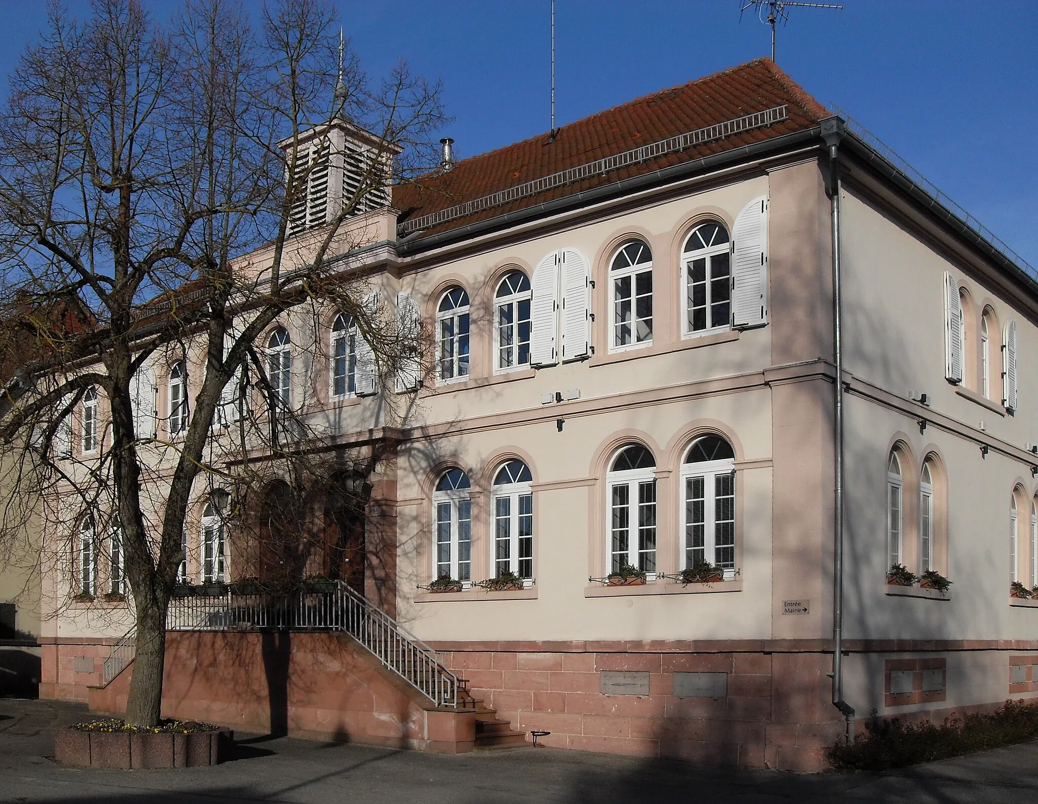 Photo showing: La mairie-école de Reiningue