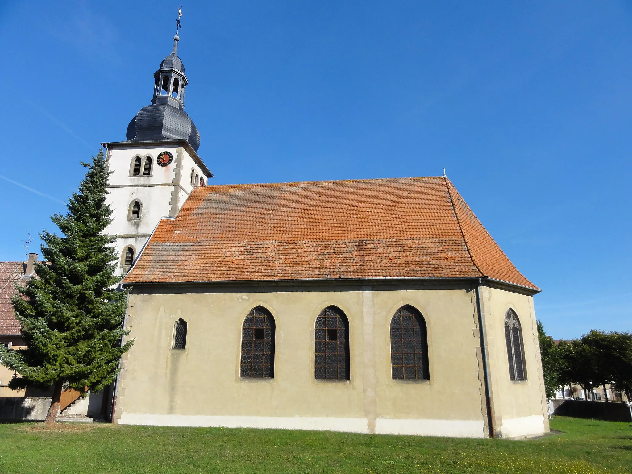 Photo showing: Alsace, Bas-Rhin, Église protestante luthérienne de Sarre-Union, rue des Églises (IA67005961).