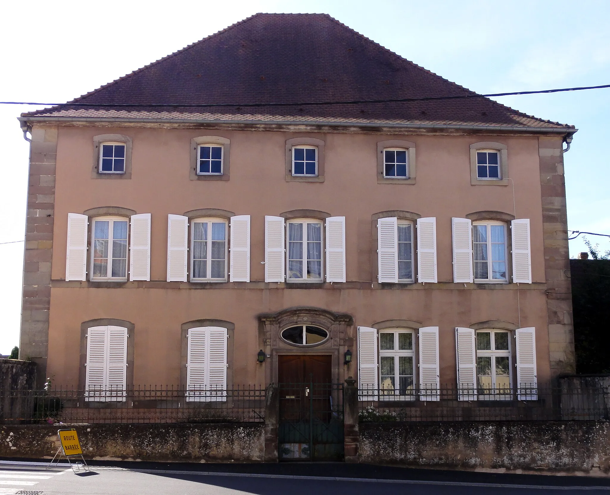 Photo showing: This building is indexed in the base Mérimée, a database of architectural heritage maintained by the French Ministry of Culture, under the reference IA67005920 .