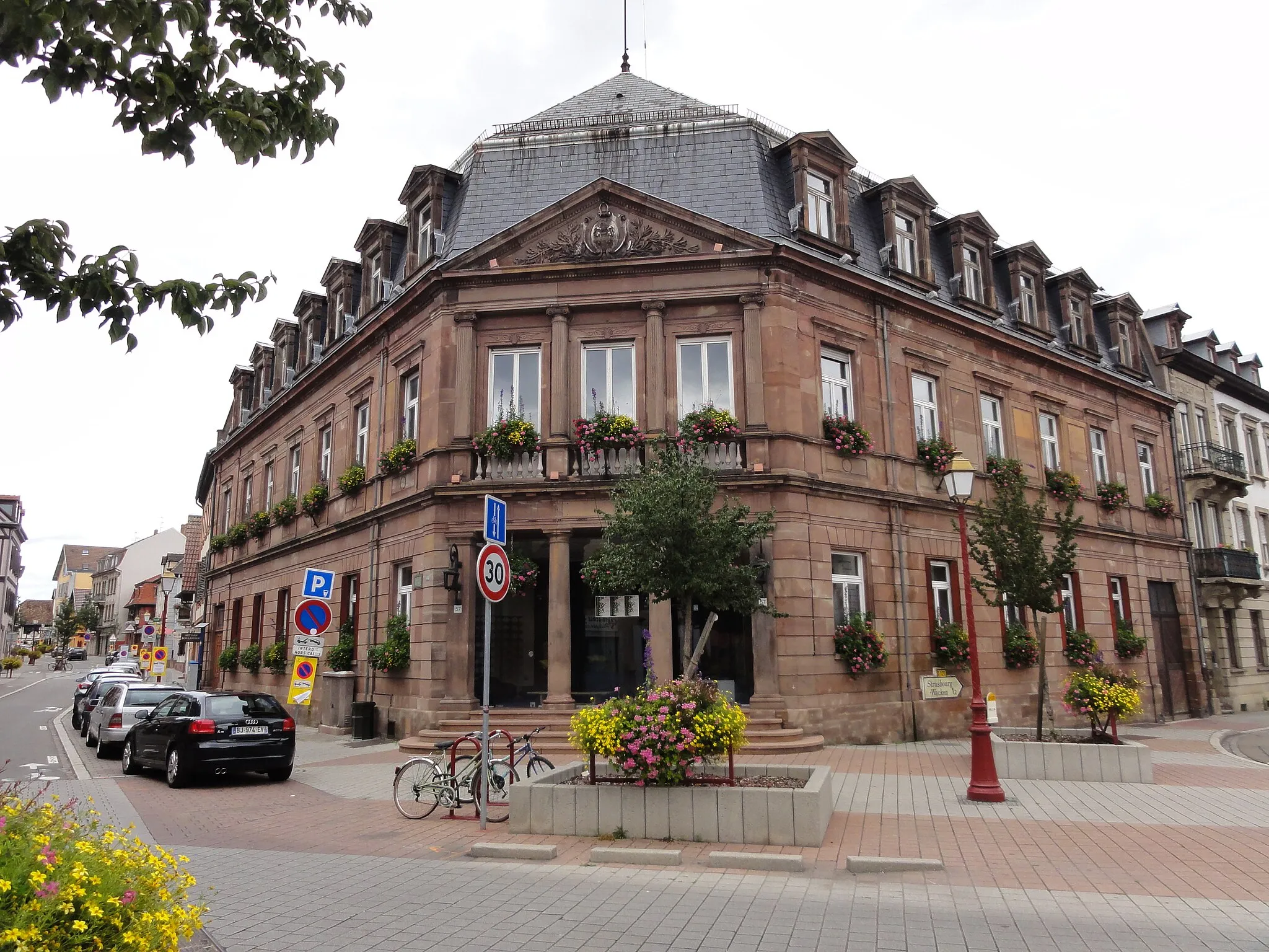 Photo showing: This building is indexed in the base Mérimée, a database of architectural heritage maintained by the French Ministry of Culture, under the reference IA67018010 .