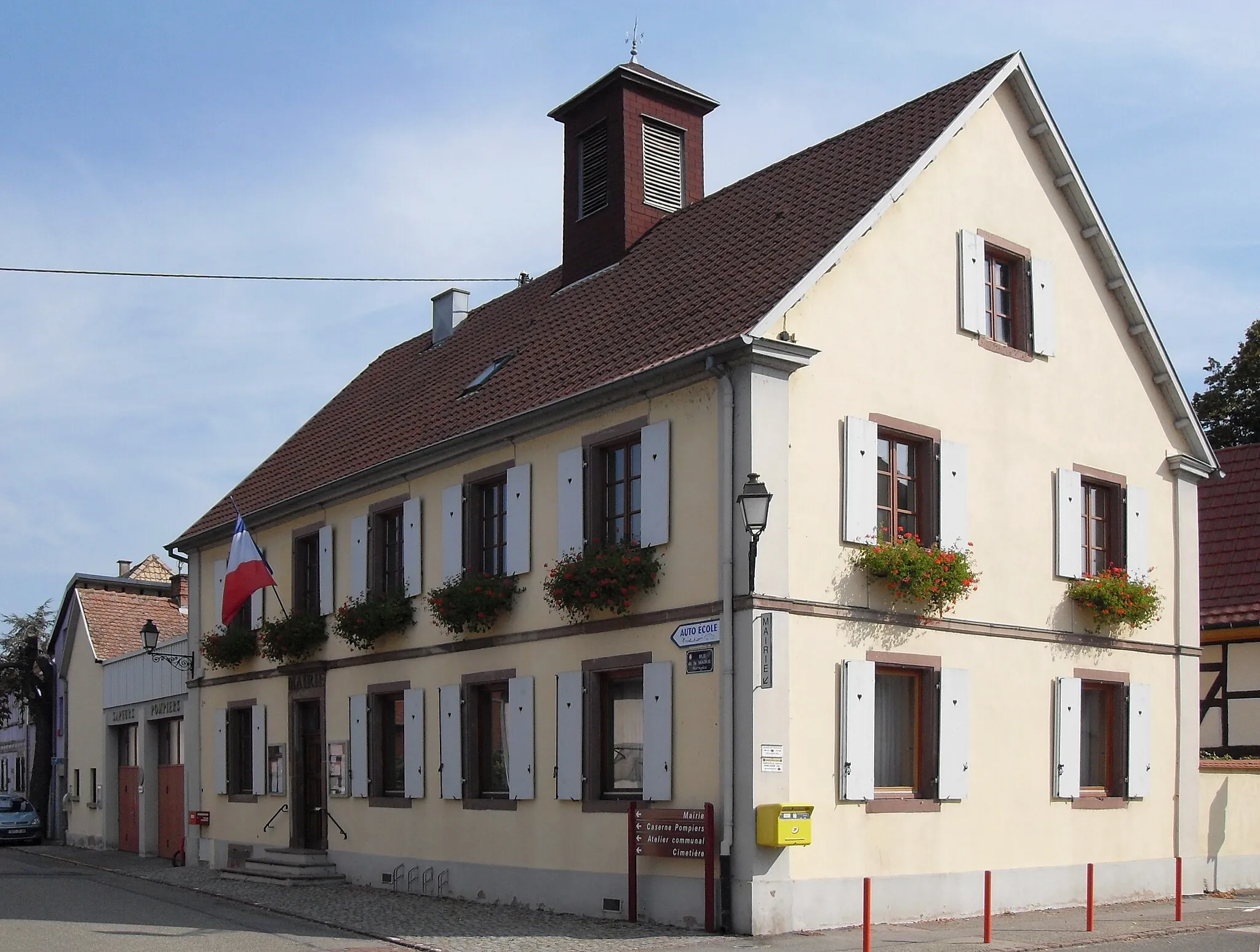 Photo showing: La mairie de Sundhoffen