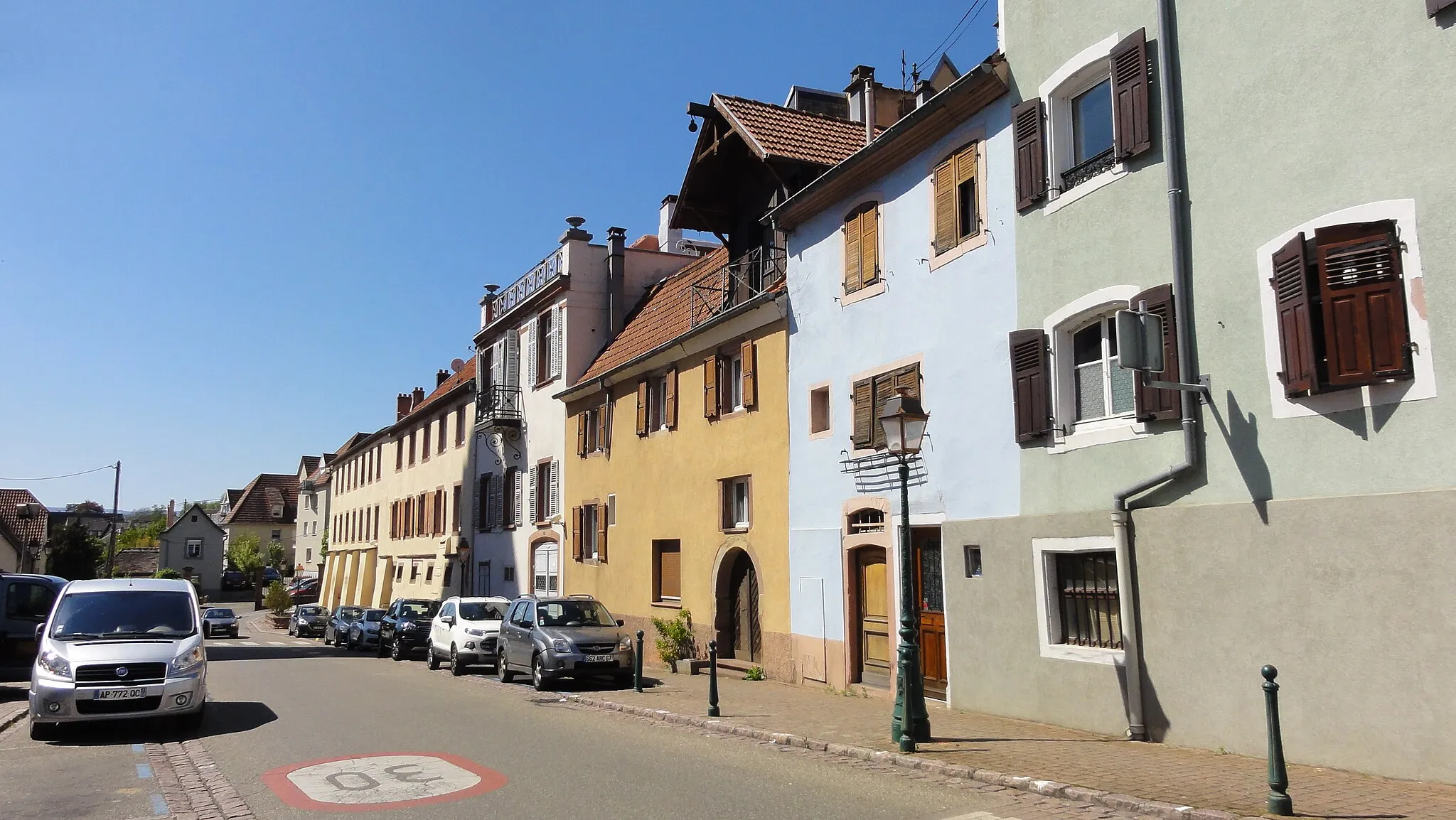 Photo showing: Alsace, Bas-Rhin, Wasselonne, Rue de Cosswiller.