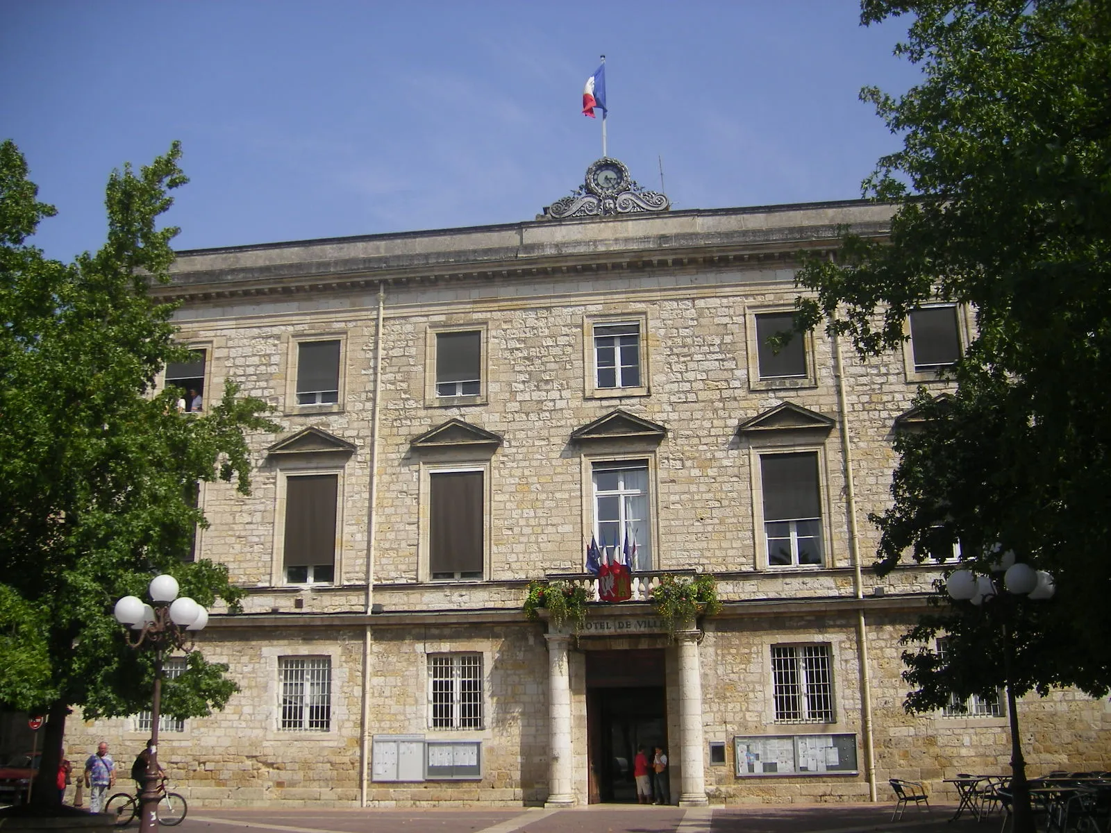 Photo showing: Agen - Town hall