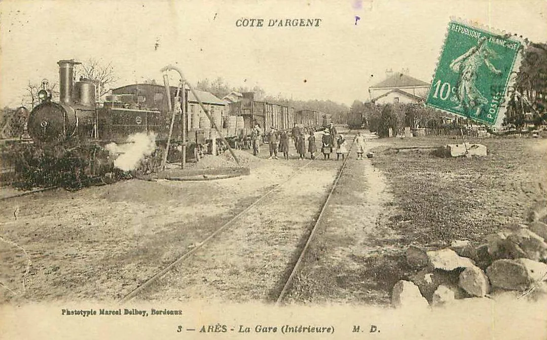 Photo showing: carte-postale-ancienne