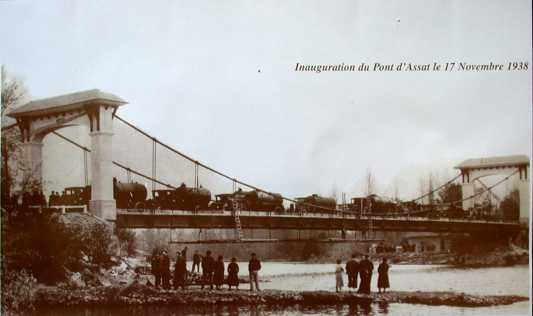 Photo showing: Inauguration du pont d'Assat en 1938