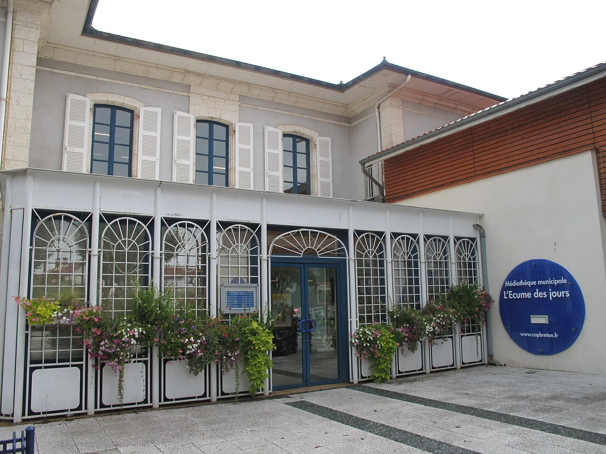 Photo showing: The library of Capbreton (Landes, France)