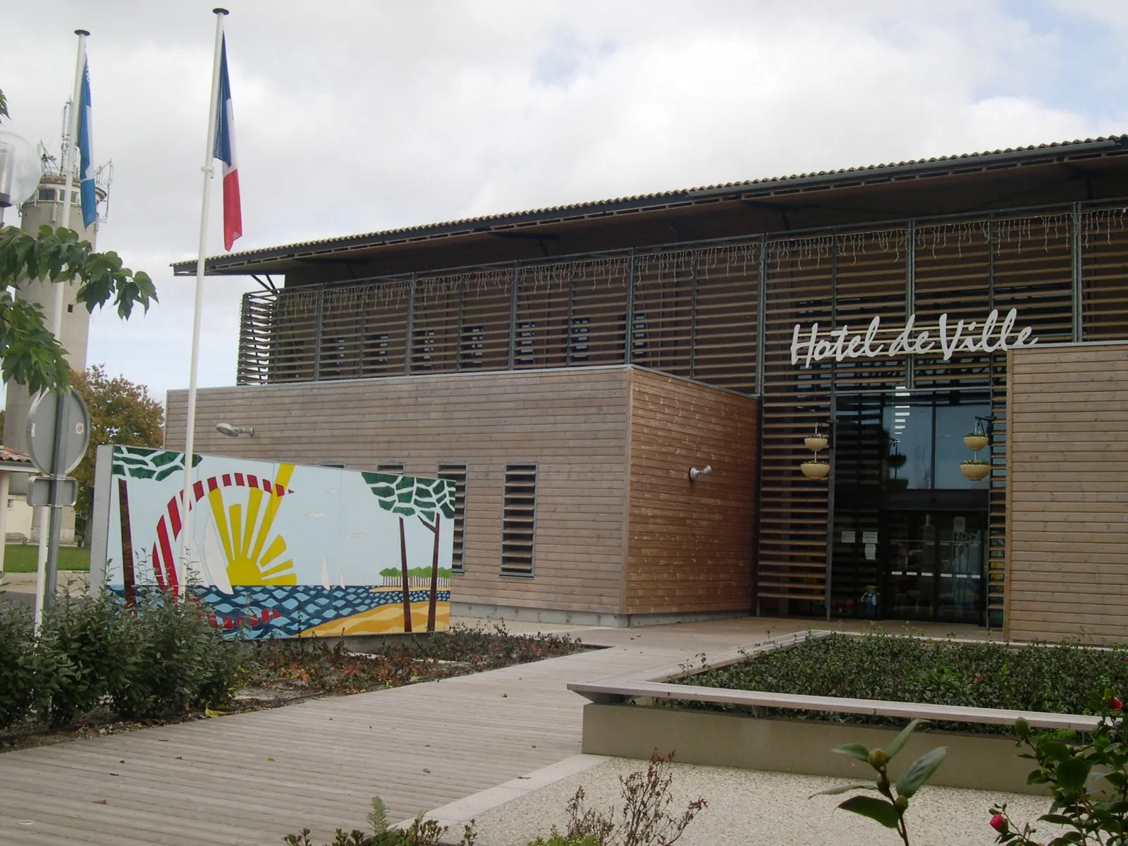 Photo showing: L'hôtel de ville de Carcans