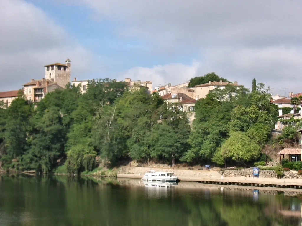 Photo showing: Clairac, Ansicht von der Brücke über den Lot