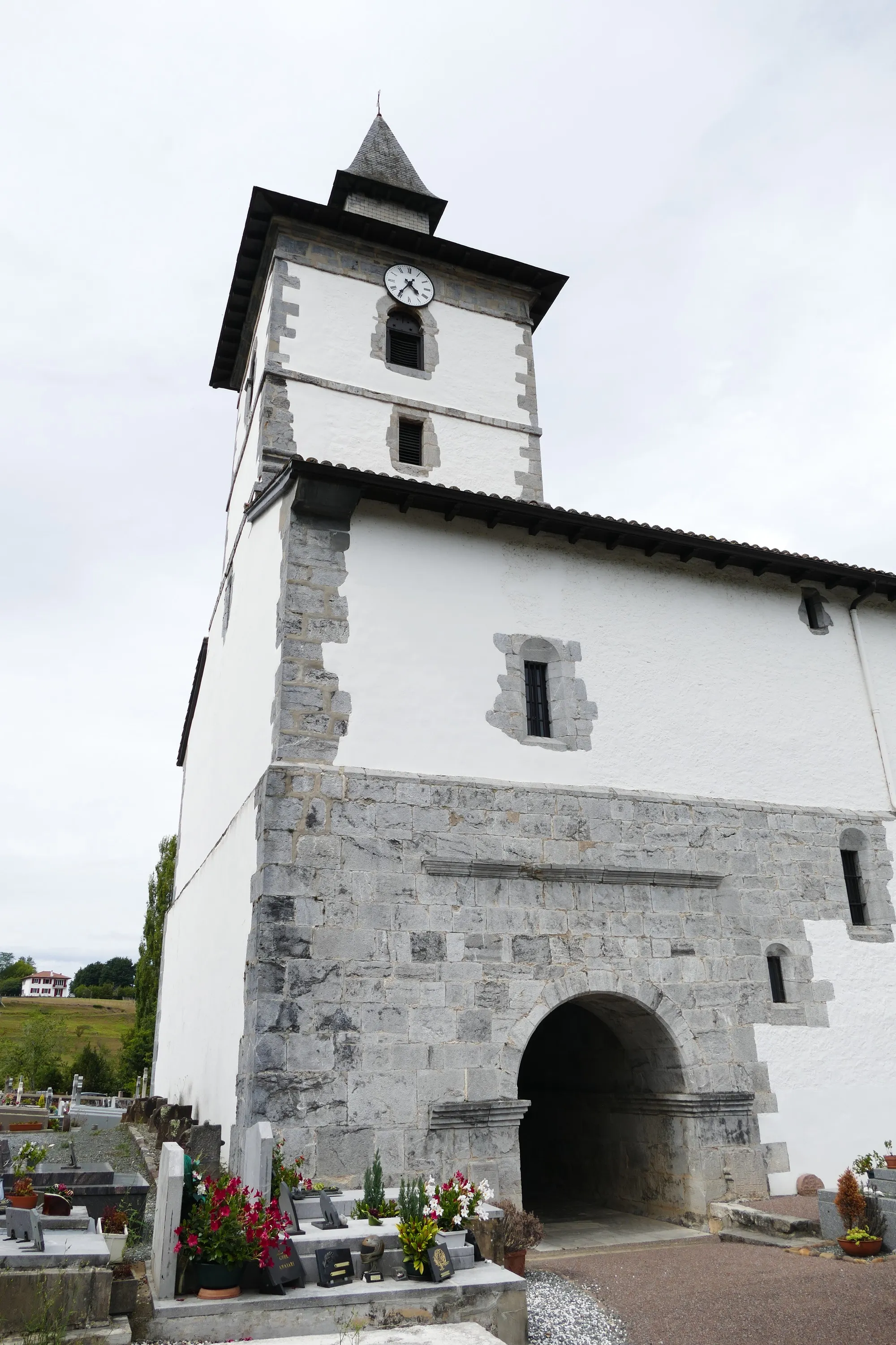 Photo showing: Saint-Fructueux's church in Itxassou (Pyrénées-Atlantiques, Nouvelle-Aquitaine, France).