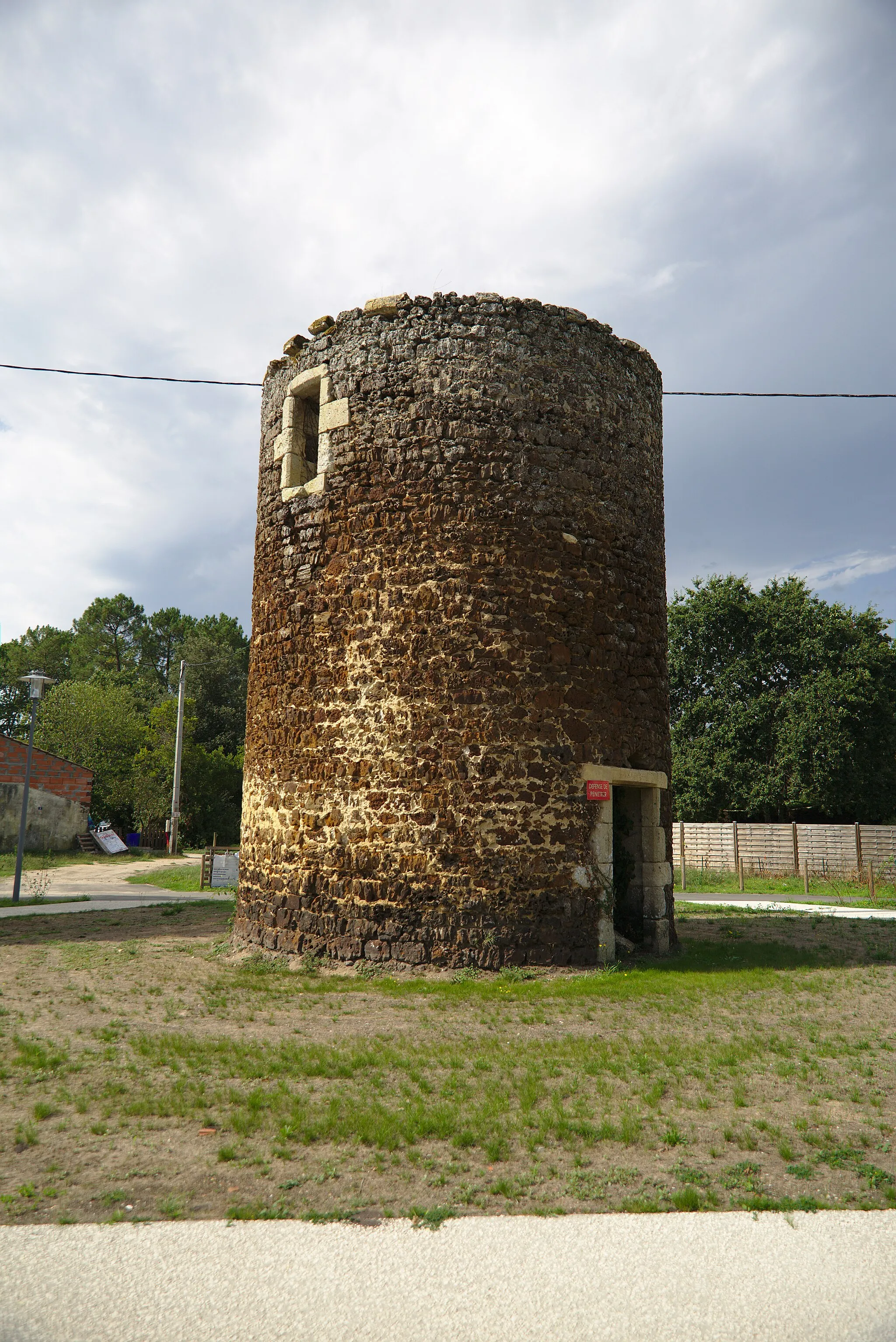 Photo showing: former windmill.