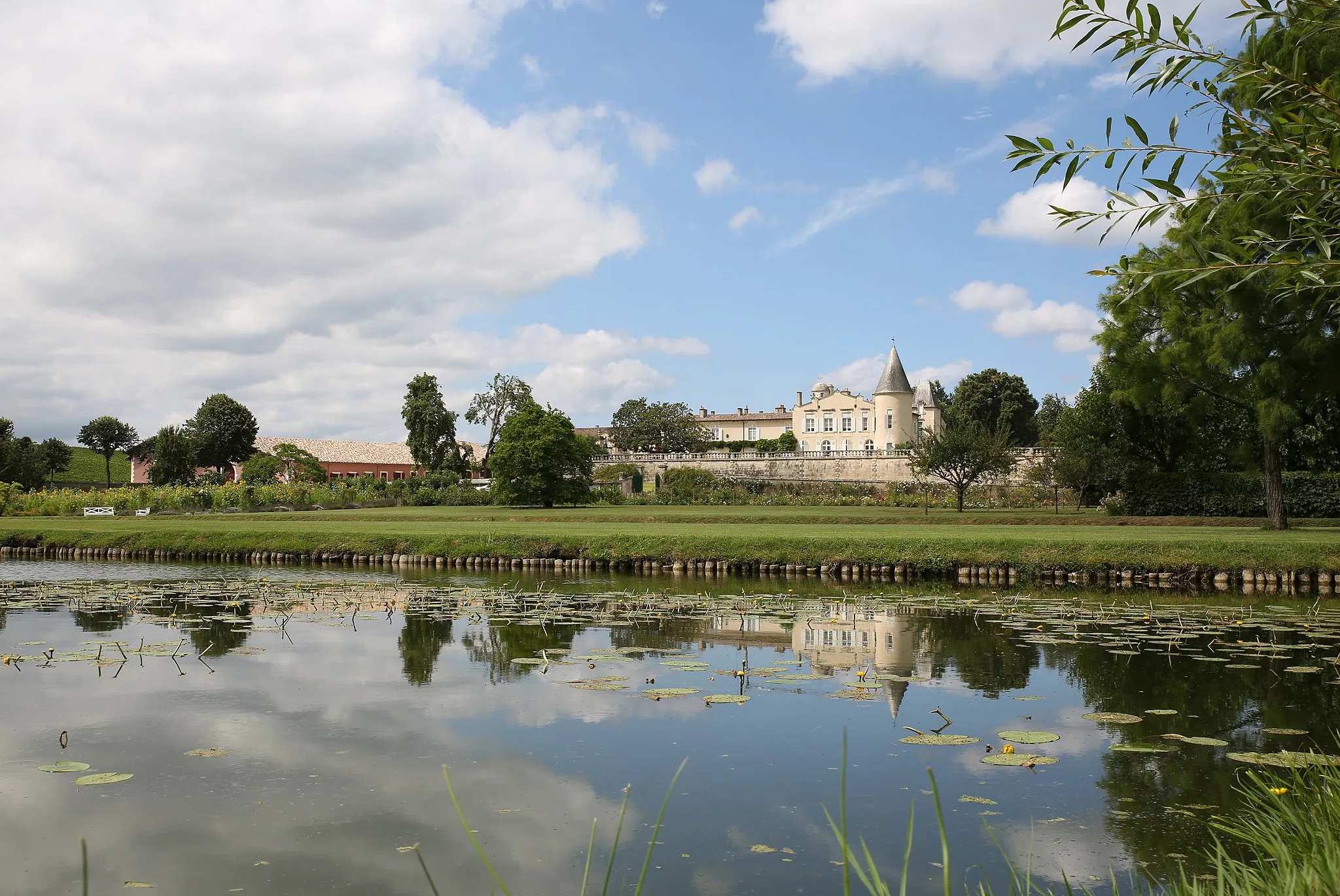 Photo showing: Château Lafite-Rothschild.jpg