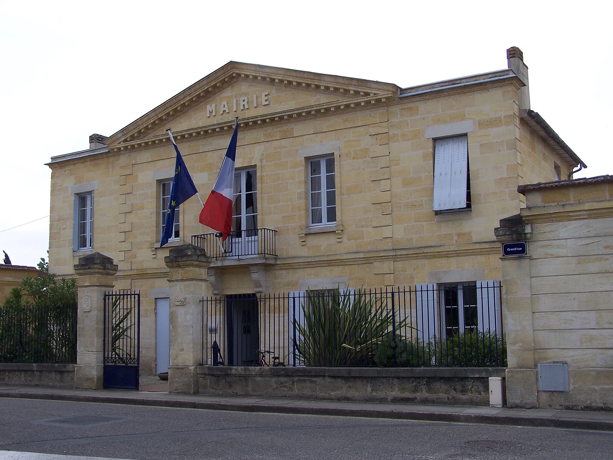 Photo showing: Mairie de Portets, Gironde, France