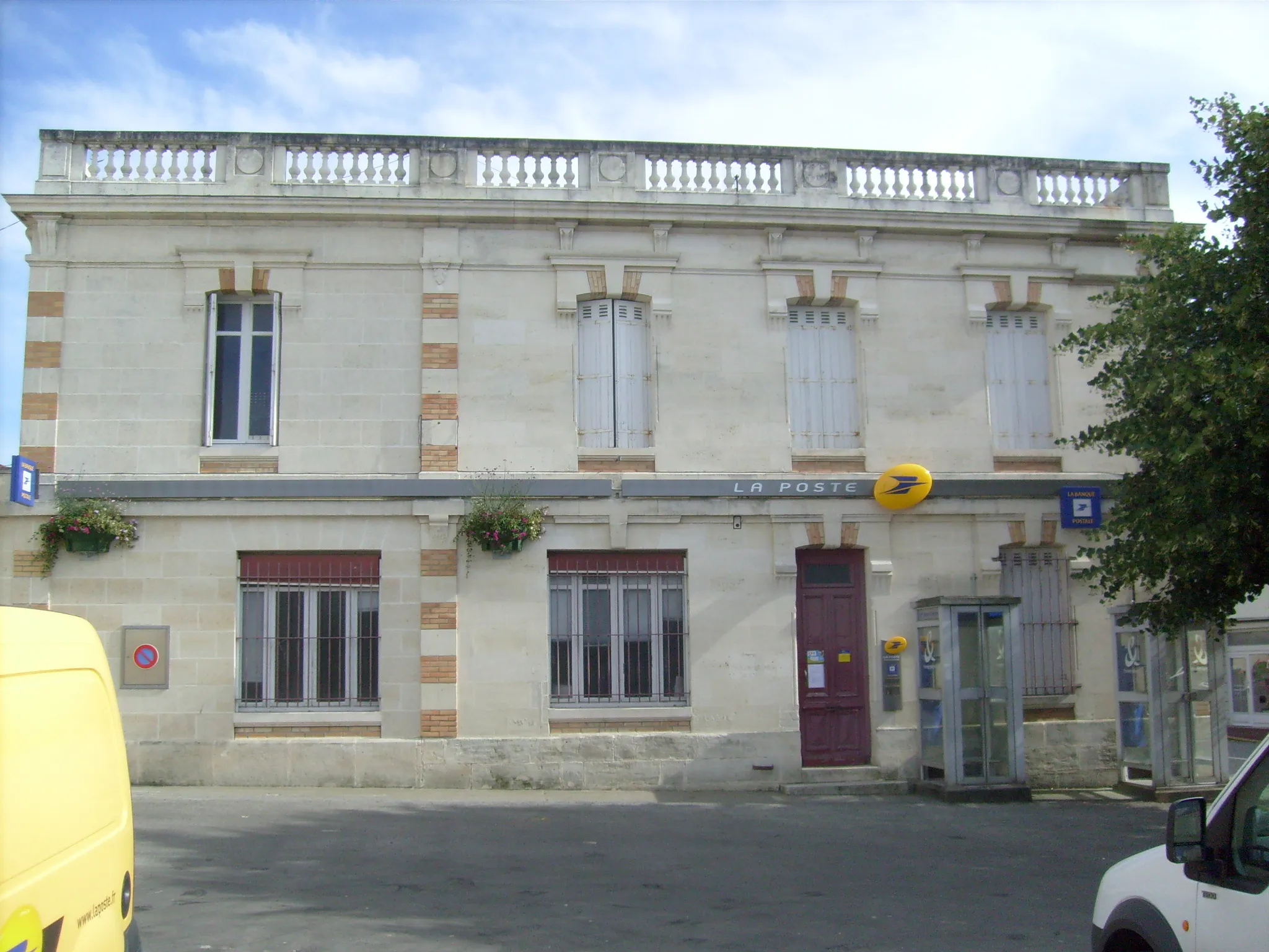 Photo showing: La poste de Saint-Ciers-sur-Gironde