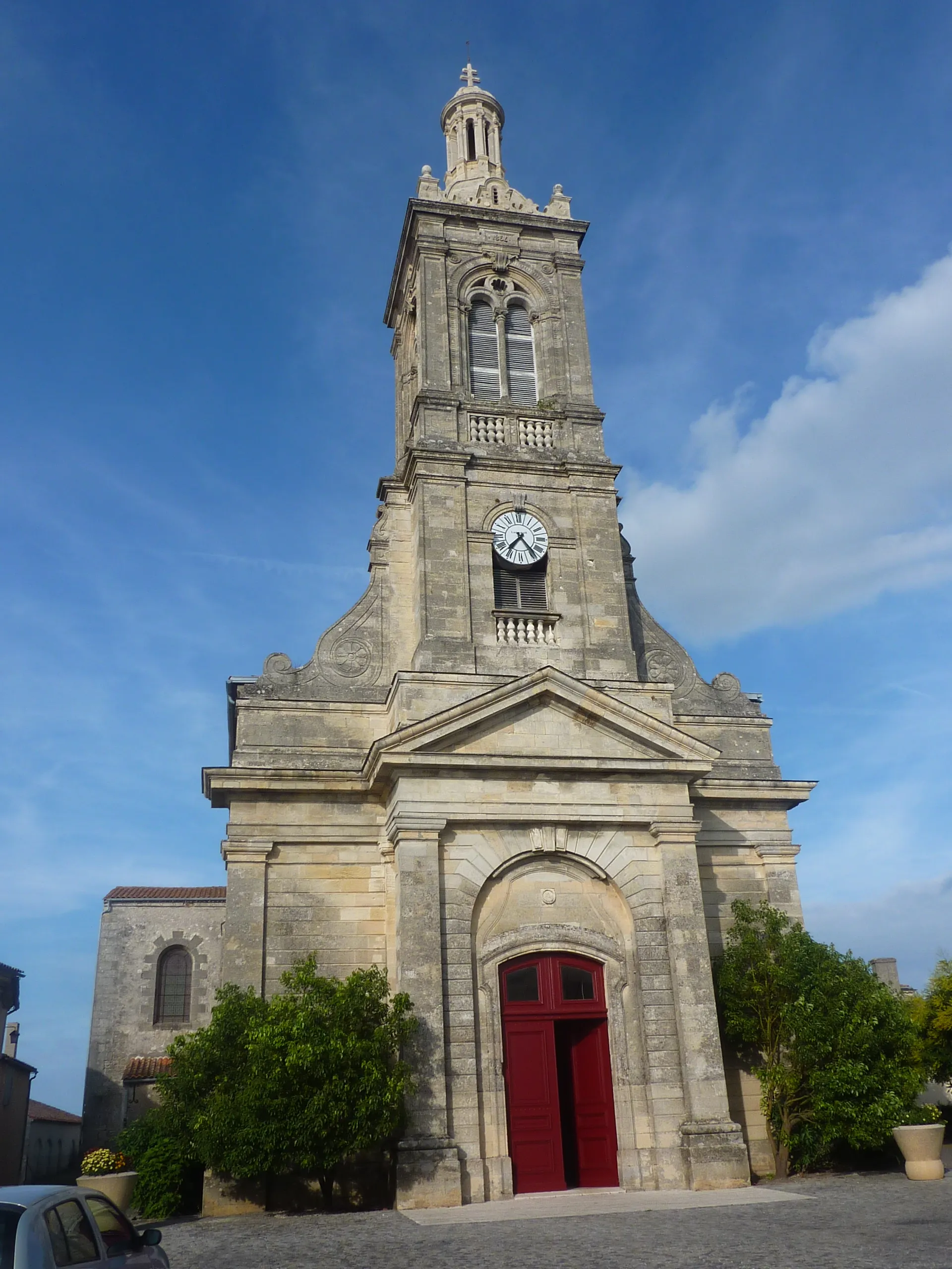 Photo showing: Church St Etienne of Saint-Estèphe, Gironde, France