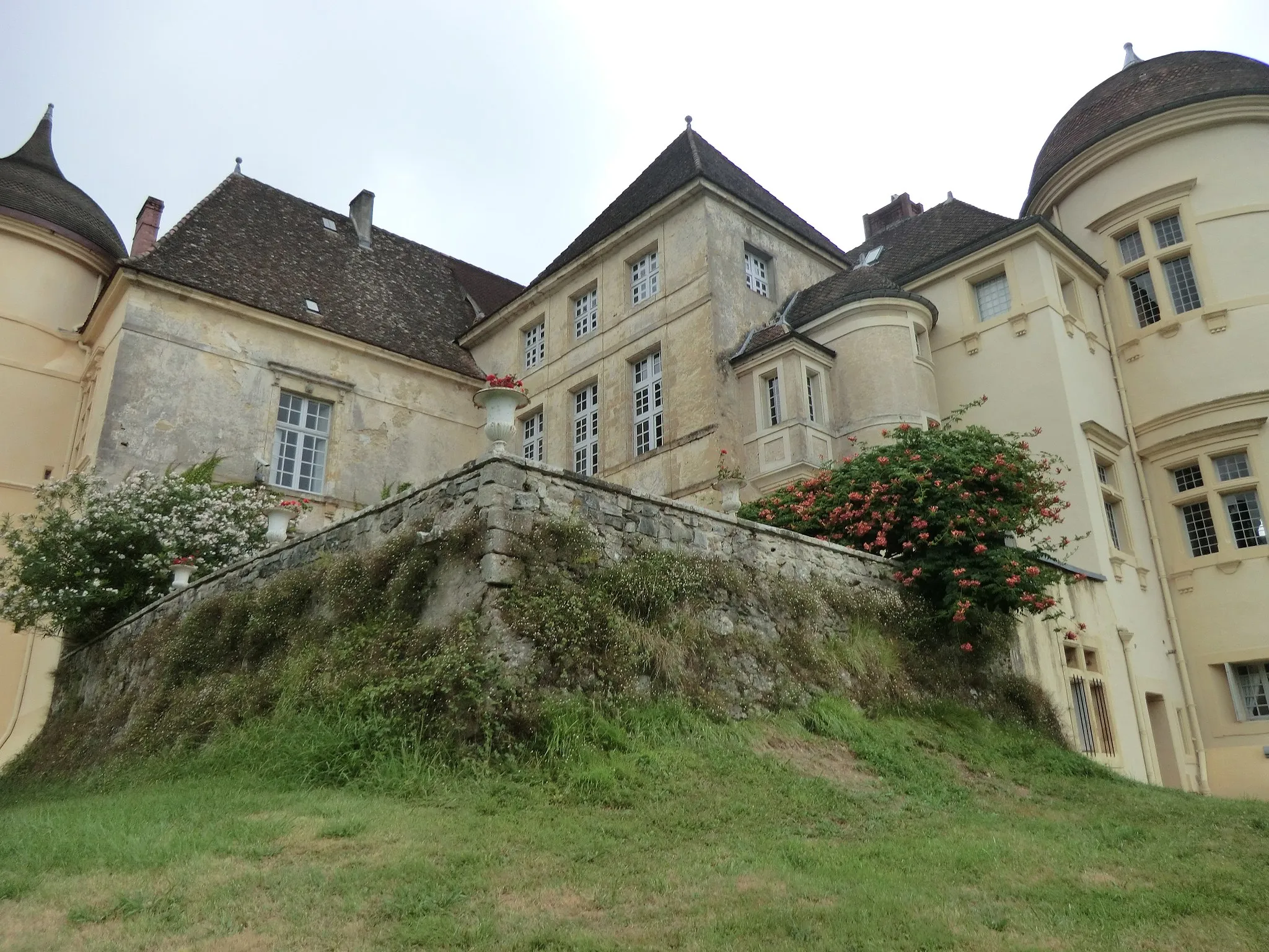 Photo showing: Château de Saint-Martin-de-Seignanx.