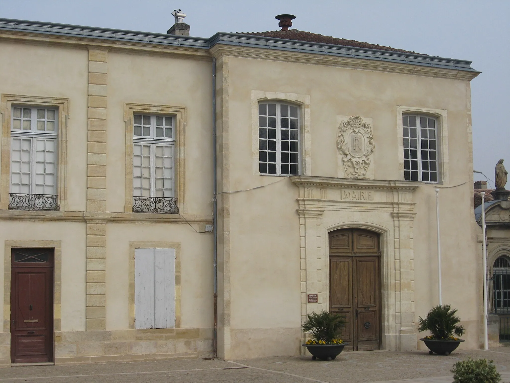 Photo showing: Façade de la mairie de Verdelais