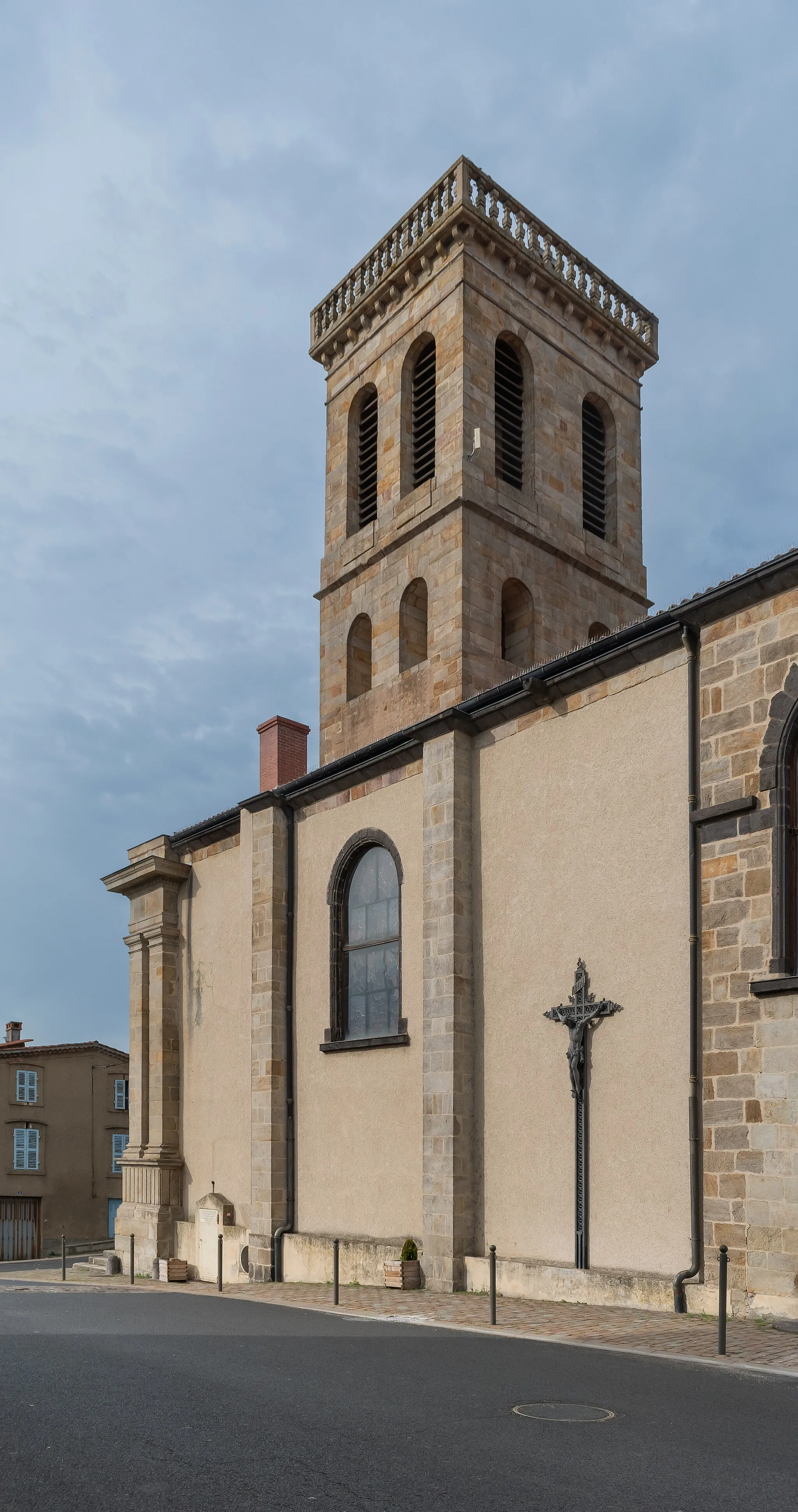 Photo showing: Saint Peter church in Lezoux, Puy-de-Dôme, France