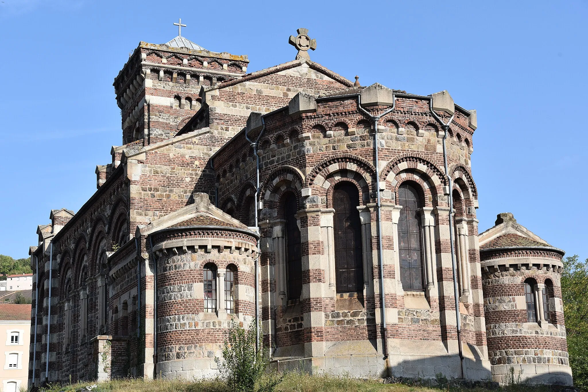 Photo showing: This building is indexed in the base Mérimée, a database of architectural heritage maintained by the French Ministry of Culture, under the reference PA43000036 .