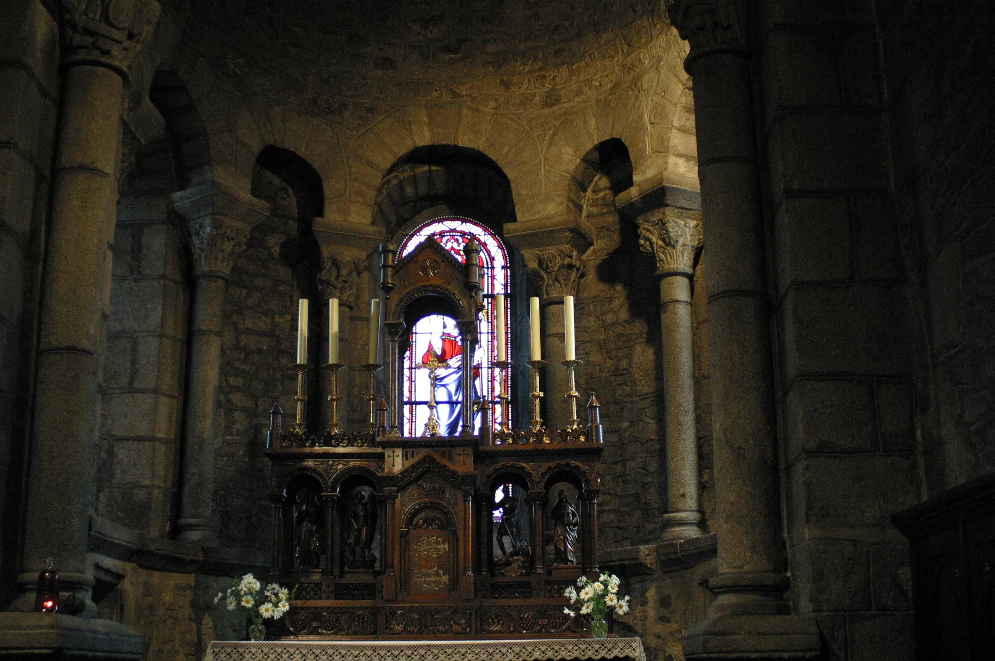 Photo showing: Coeur de l'église Saint Georges