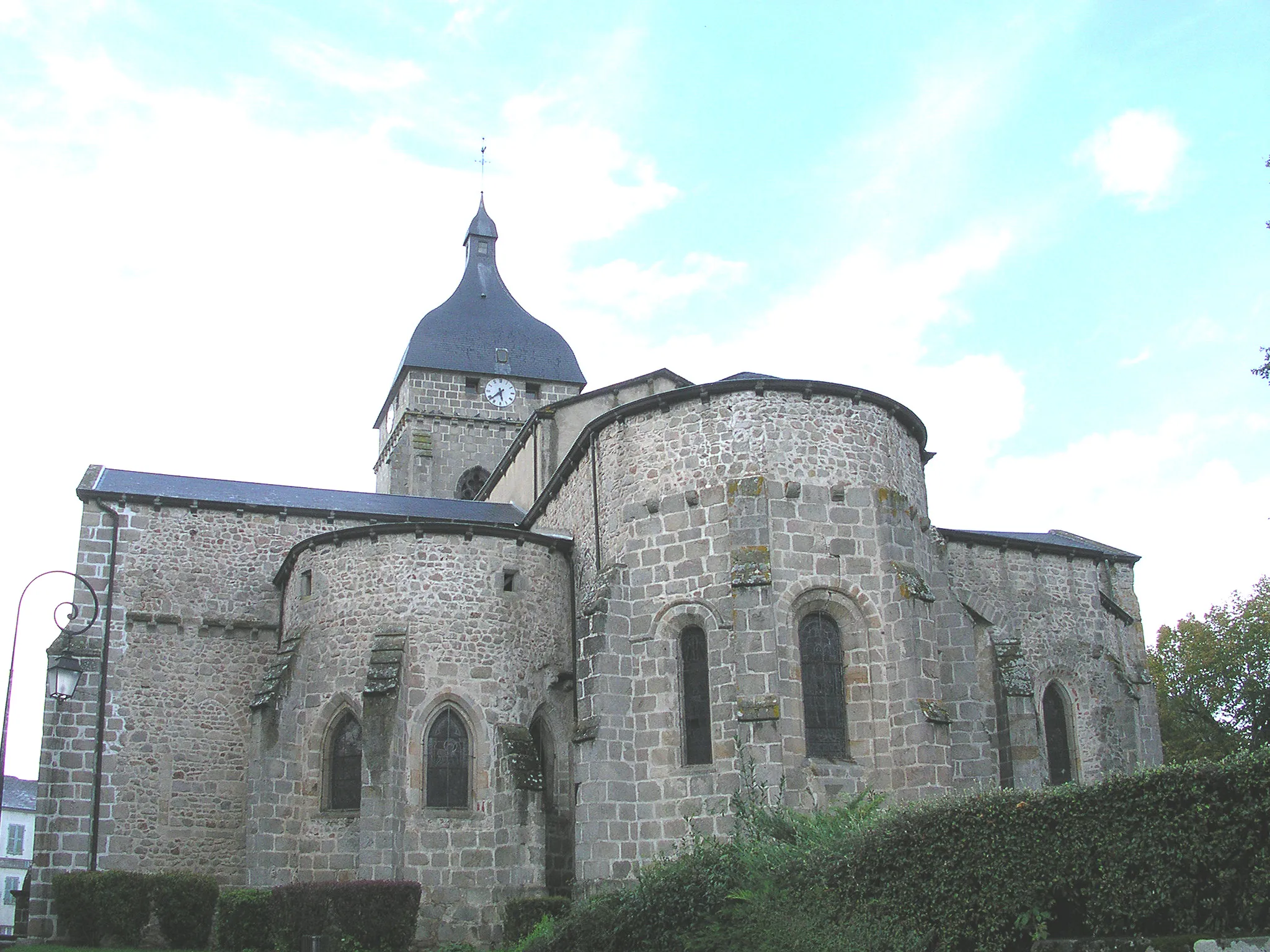 Photo showing: Saint-Gervais-d'Auvergne (Puy-de-Dôme, France), the church