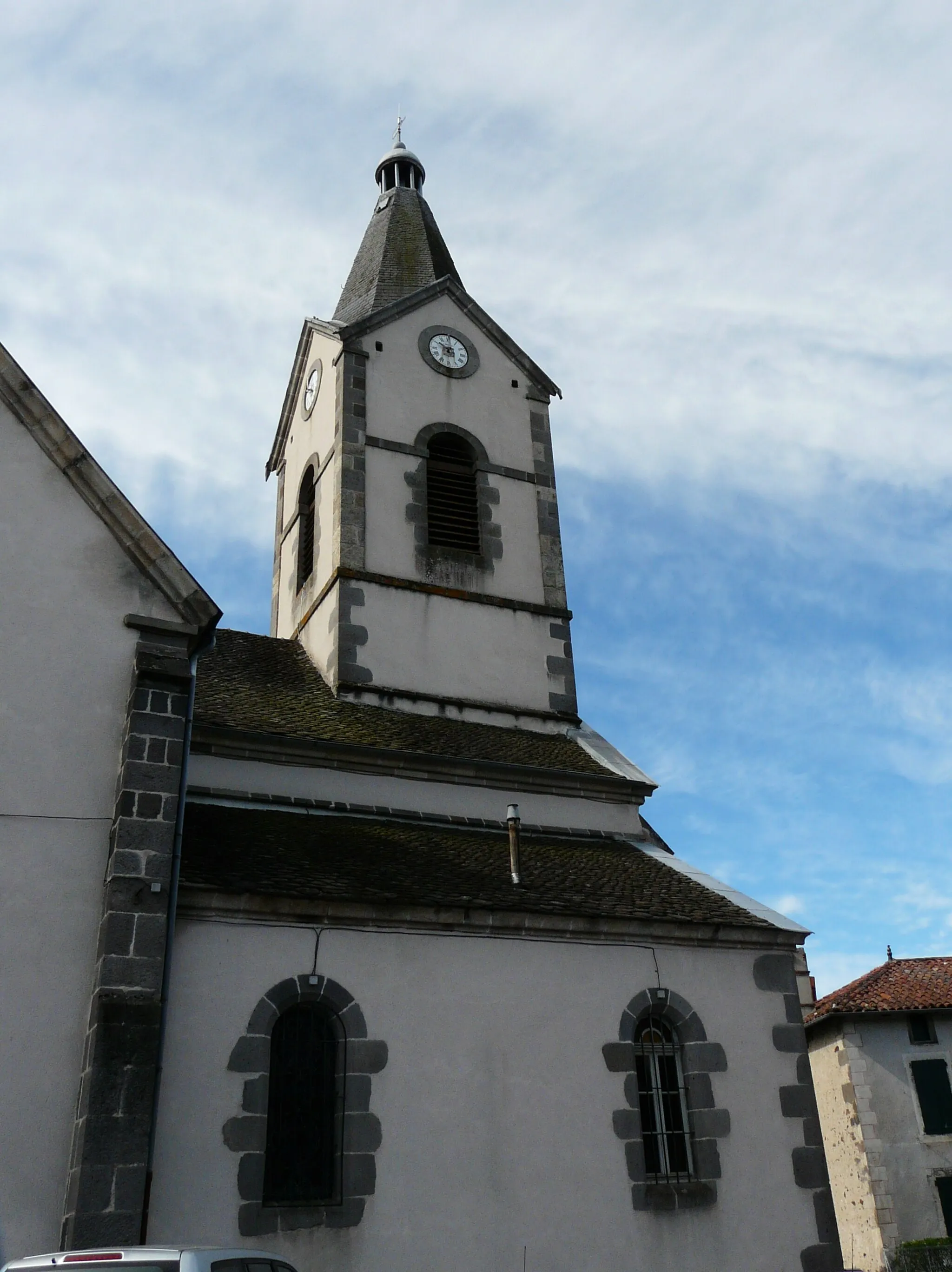 Photo showing: L'église de Saint-Paul-des-Landes, Cantal, France.