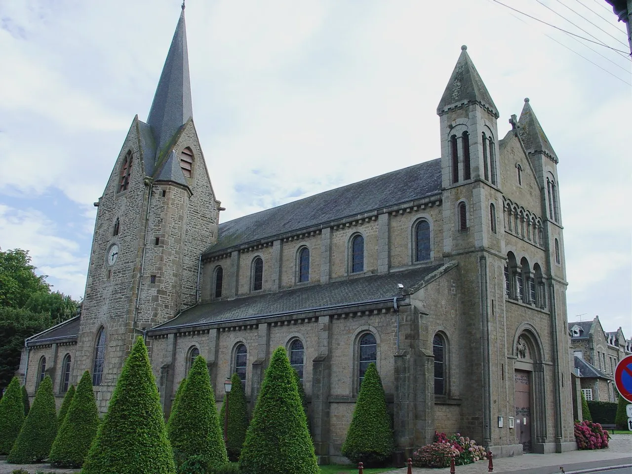 Photo showing: Église Saint-Martin de Condé-sur-Noireau (Calvados, France).