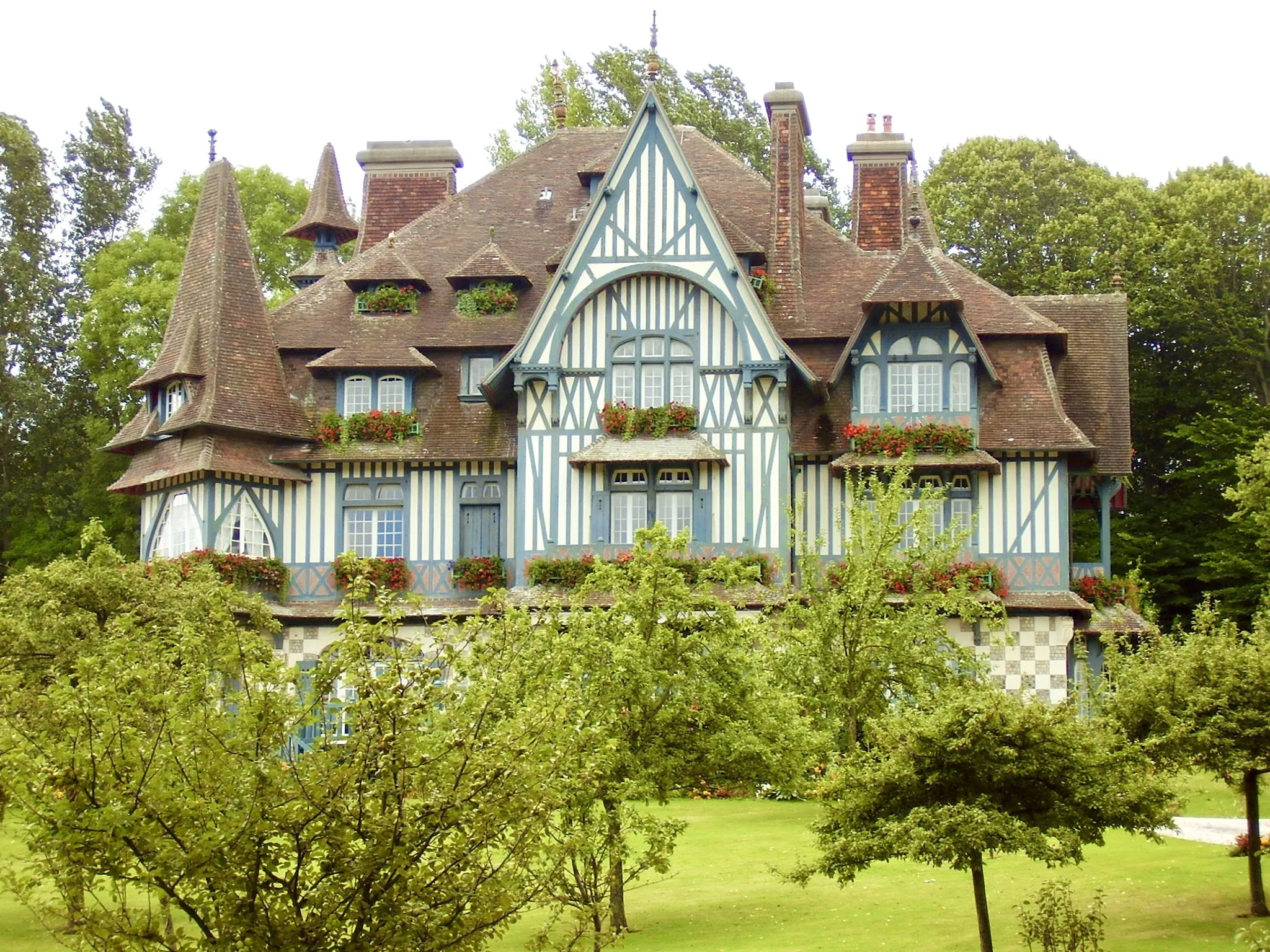 Photo showing: Villa Strassburger (ehemalige villa Rothschild) in Deauville (Calvados, Frankreich)