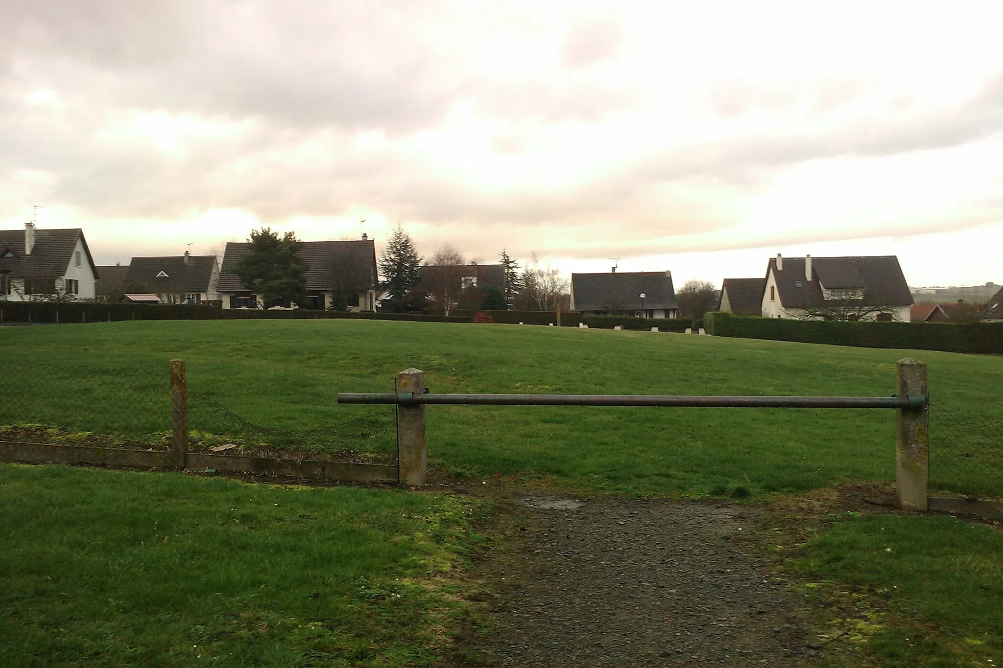 Photo showing: fr:Tumulus de la Hoguette