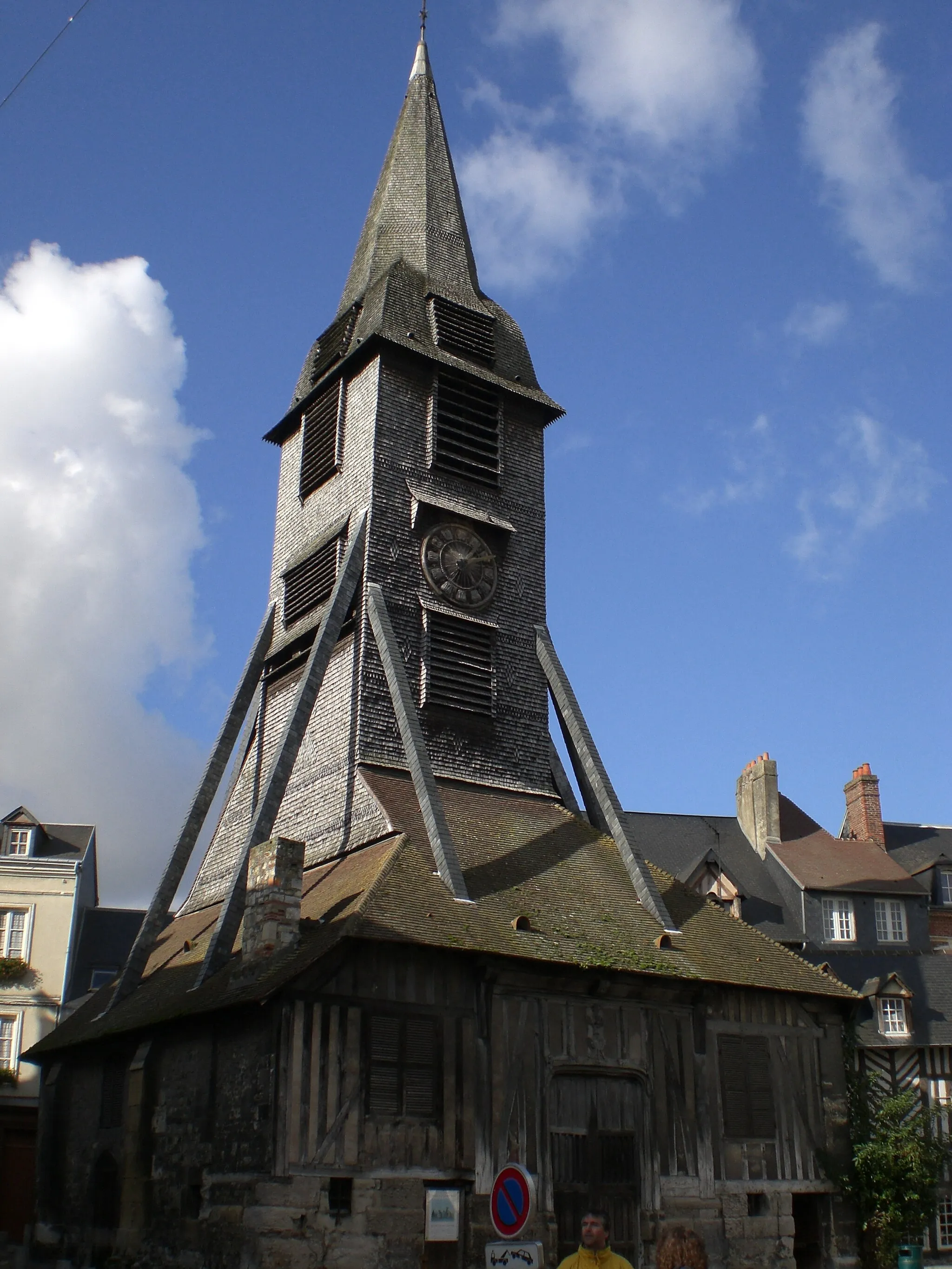 Photo showing: Tower at Honfleurs, Calvados, France