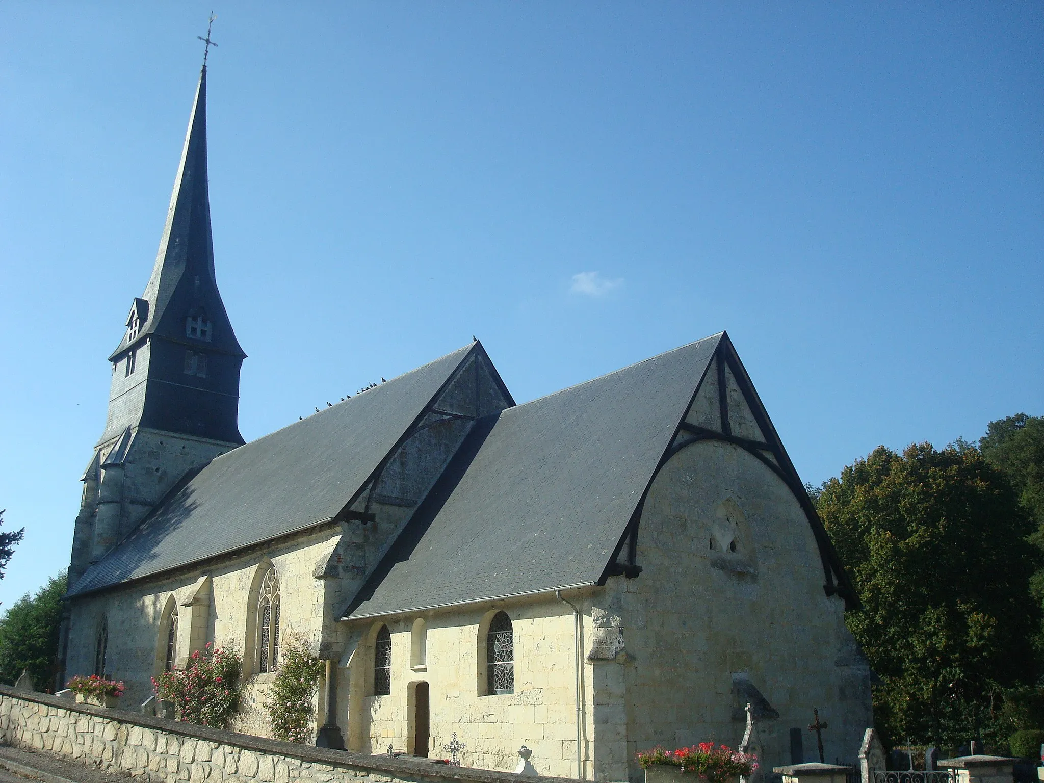 Photo showing: This building is indexed in the base Mérimée, a database of architectural heritage maintained by the French Ministry of Culture, under the reference PA00111695 .