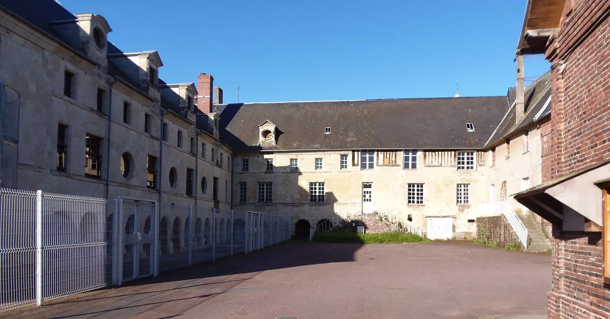 Photo showing: Orbec (Normandie, France). Le couvent des Augustines.
