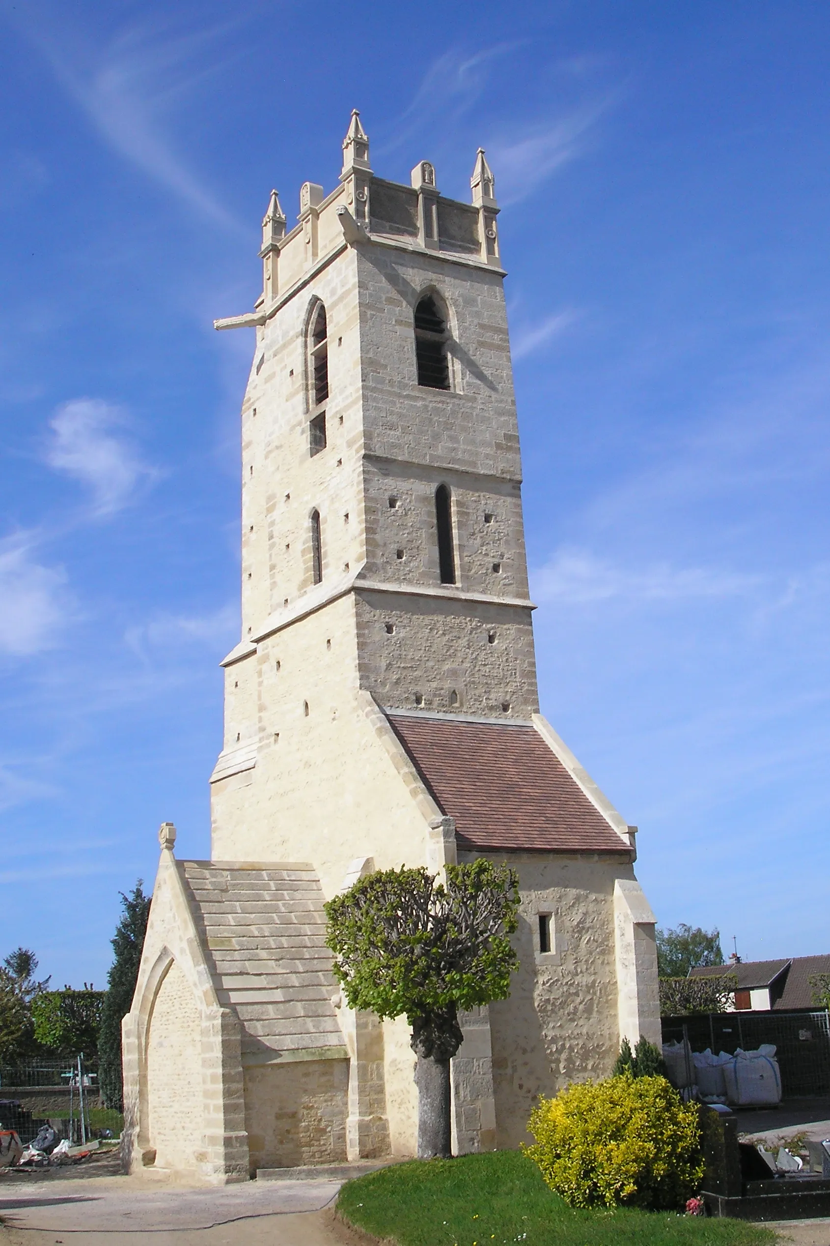 Photo showing: Clocher de l'église Notre-Dame de Ranville (Calvados).