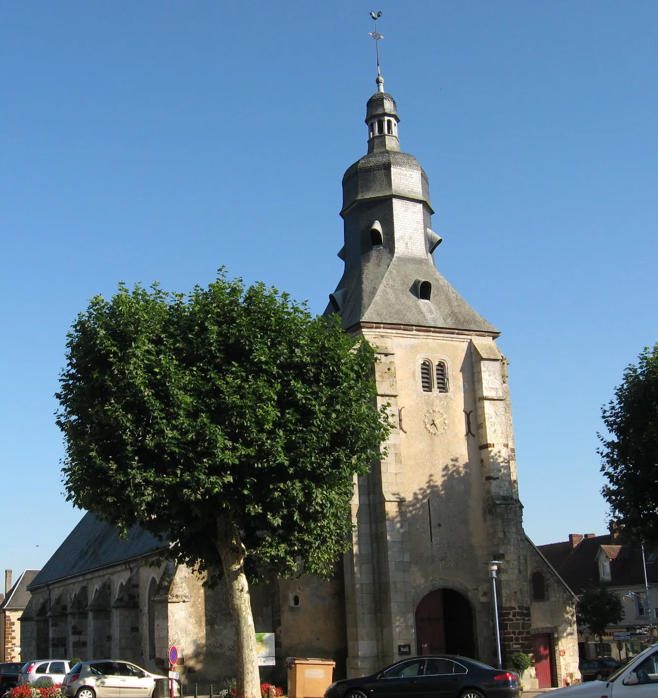 Photo showing: This building is inscrit au titre des monuments historiques de la France. It is indexed in the base Mérimée, a database of architectural heritage maintained by the French Ministry of Culture, under the reference PA00110991 .