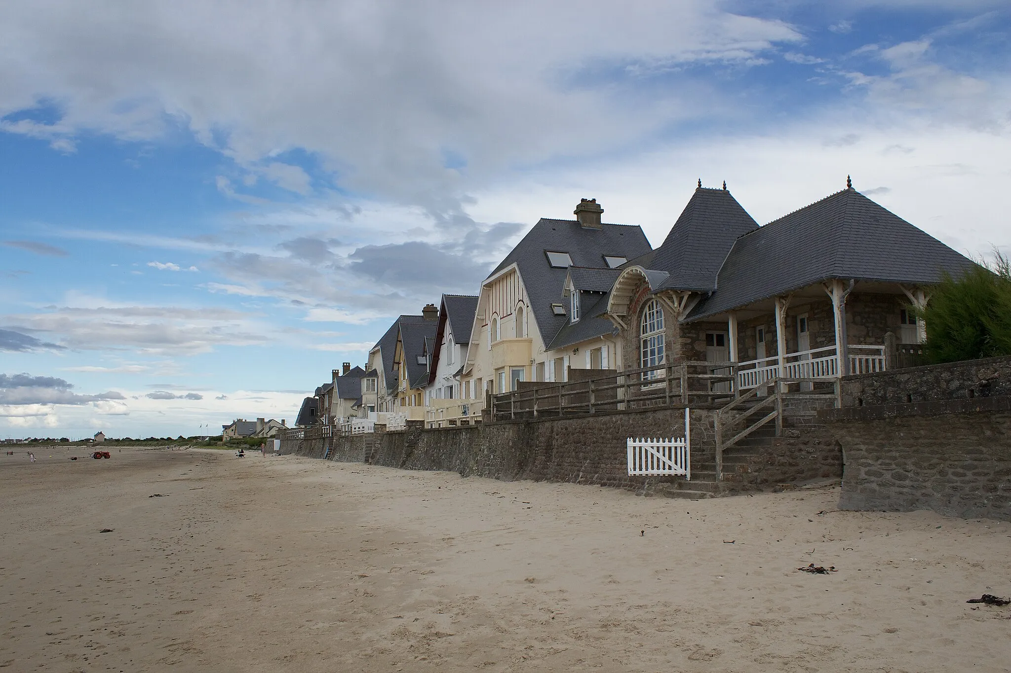 Photo showing: Vue de la plage d'Urville-Nacqueville