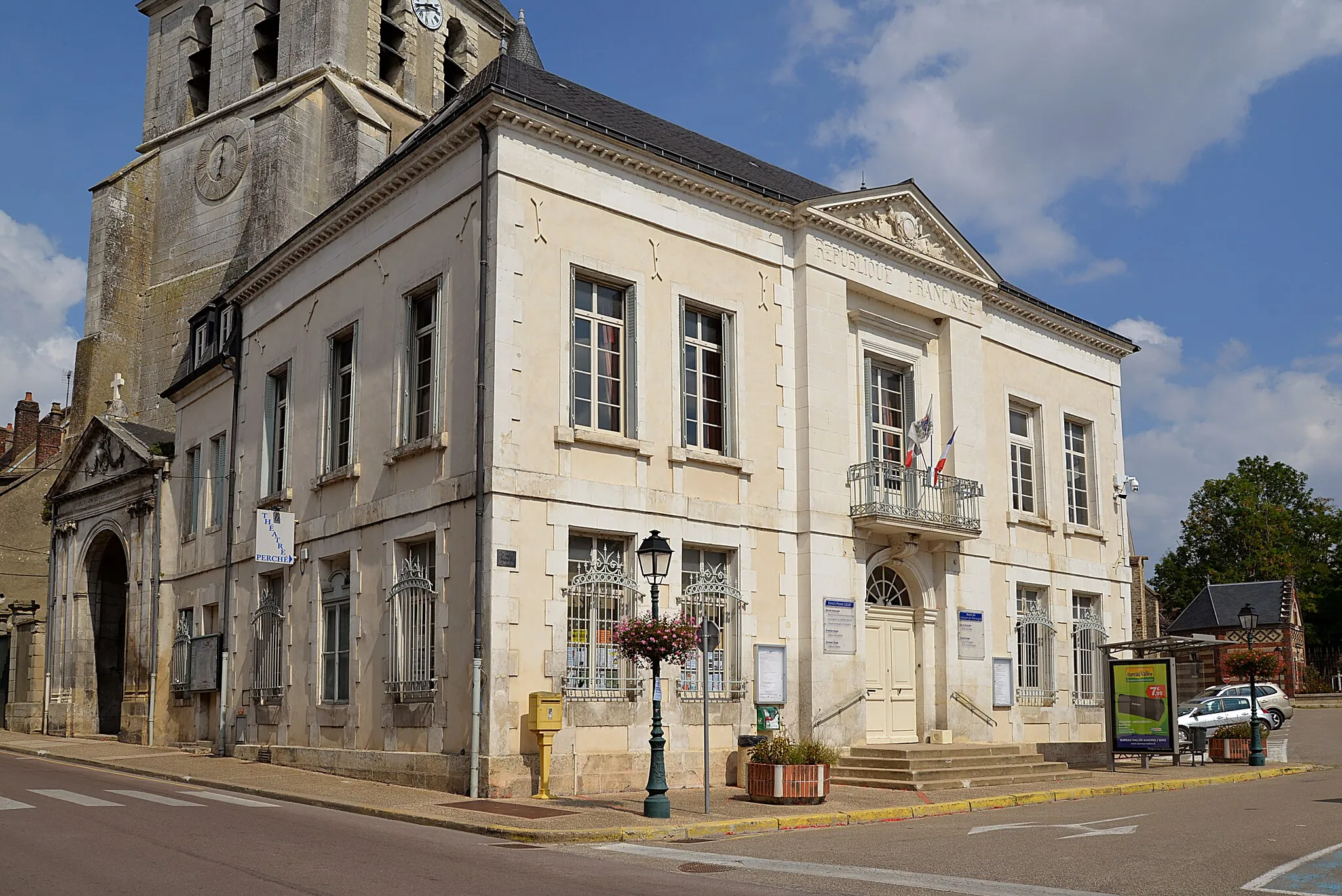 Photo showing: Brienon-sur-Armançon (Yonne, France)