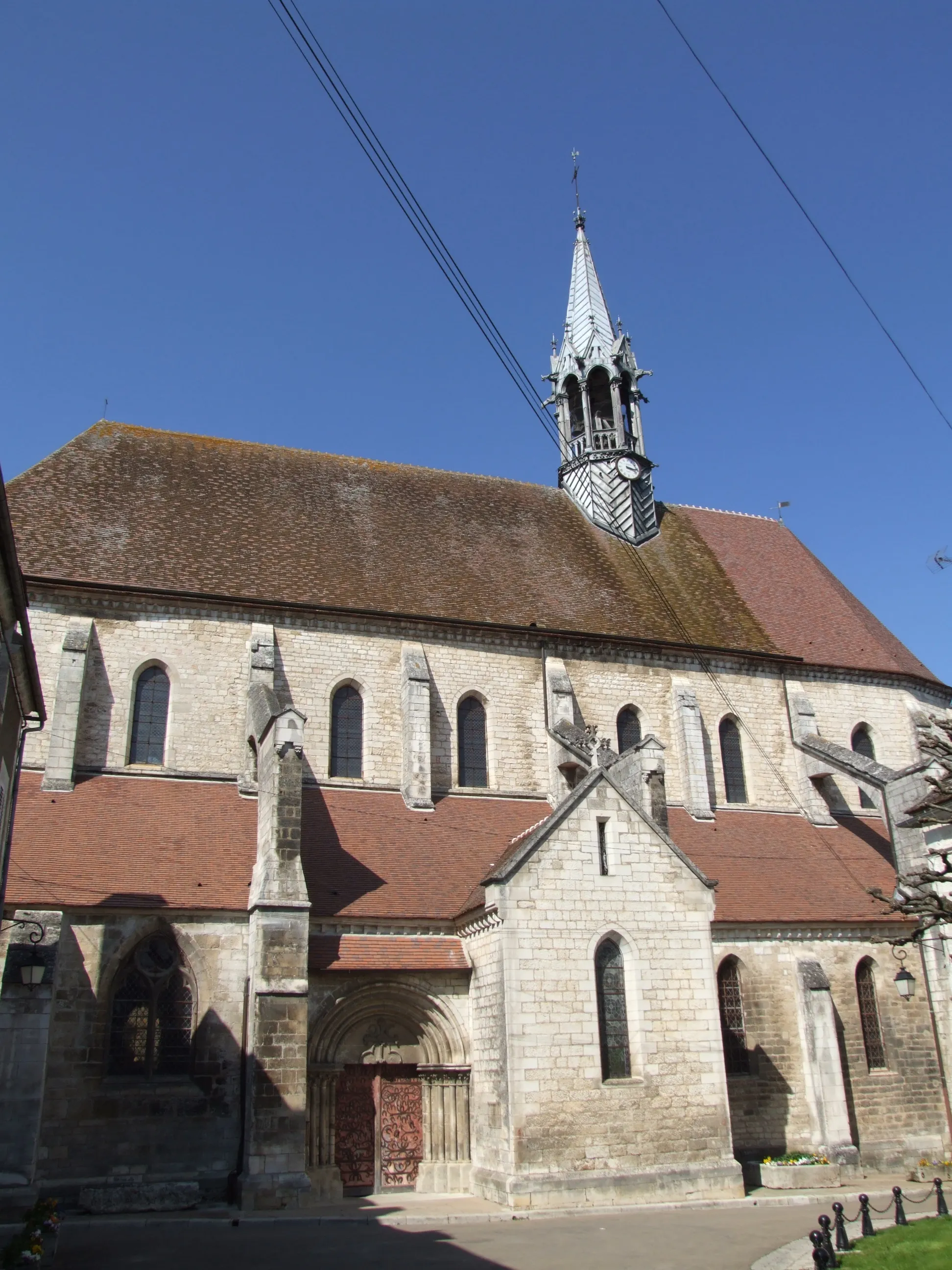 Photo showing: Saint-Martin church, Chablis,  Burgundy, FRANCE