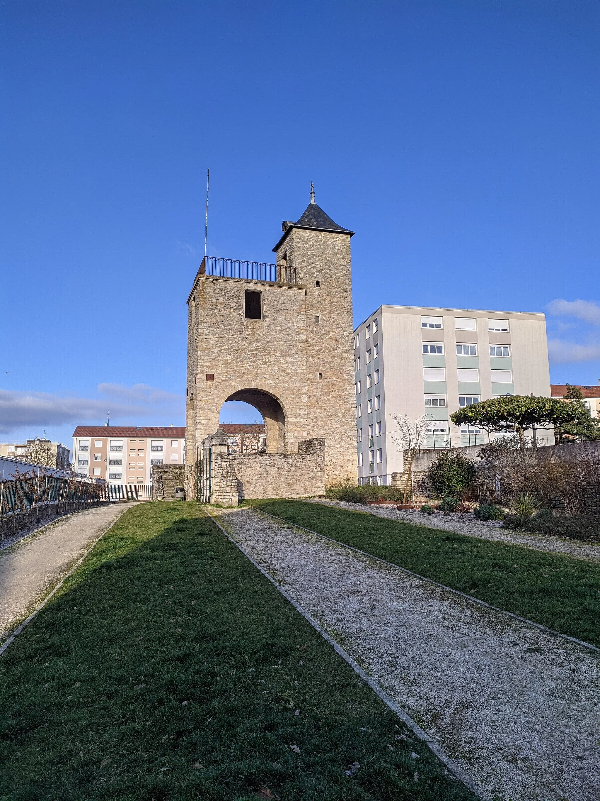 Photo showing: tour de guet de Chagny (tour de guet situé à Chagny, en Saône-et-Loire)